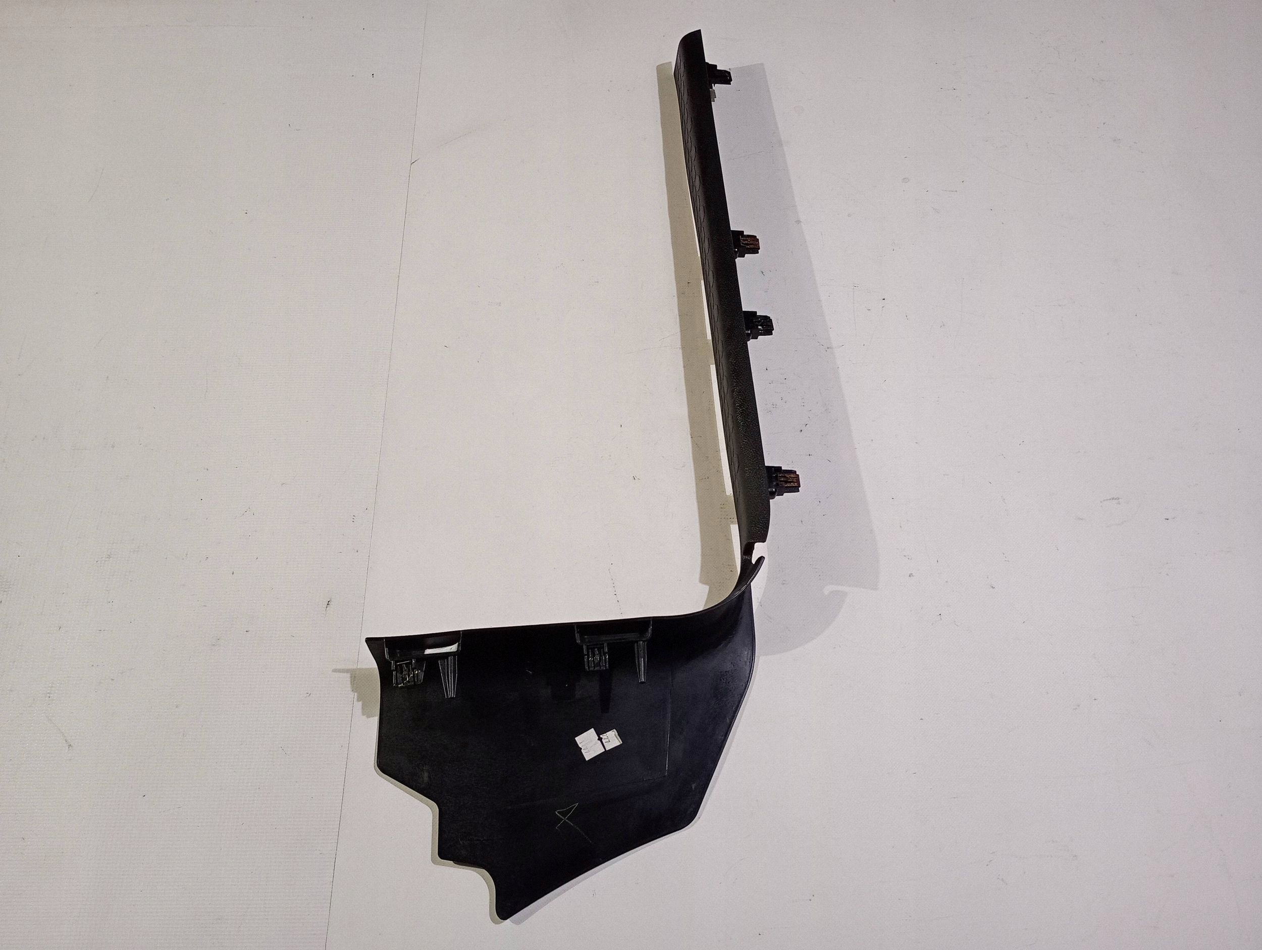 moulding cap threshold threshold left inner Dodge RAM 1500 2009-2018