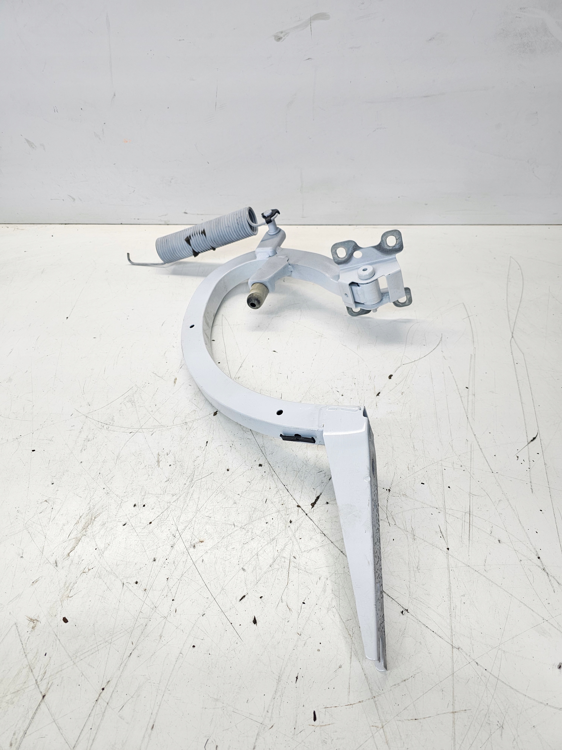 hinge bonnet left rear part AUDI A4 B9 SEADN 8W5827305A