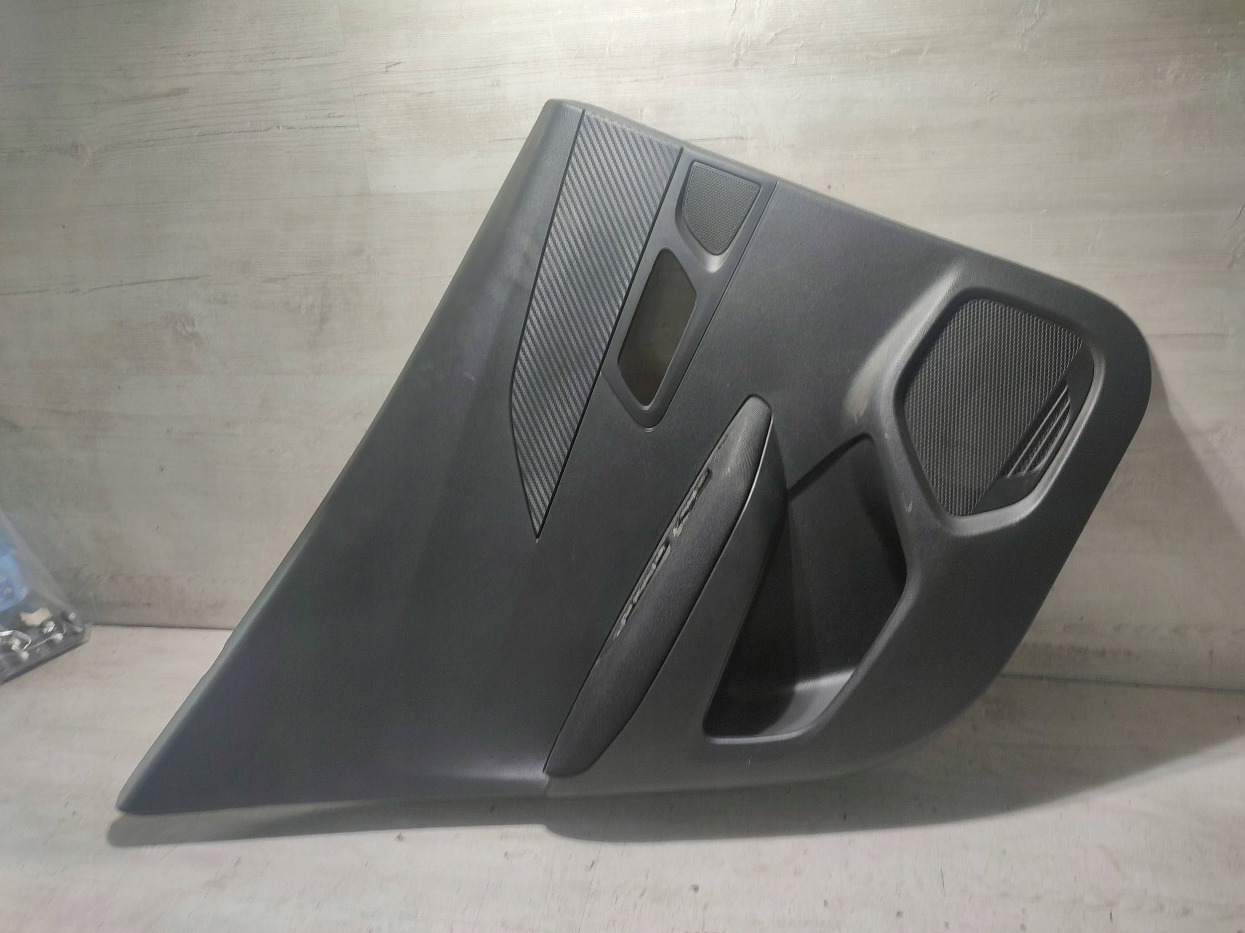 Peugeot 2008 II 2020 rear part side left side / side door tylnych