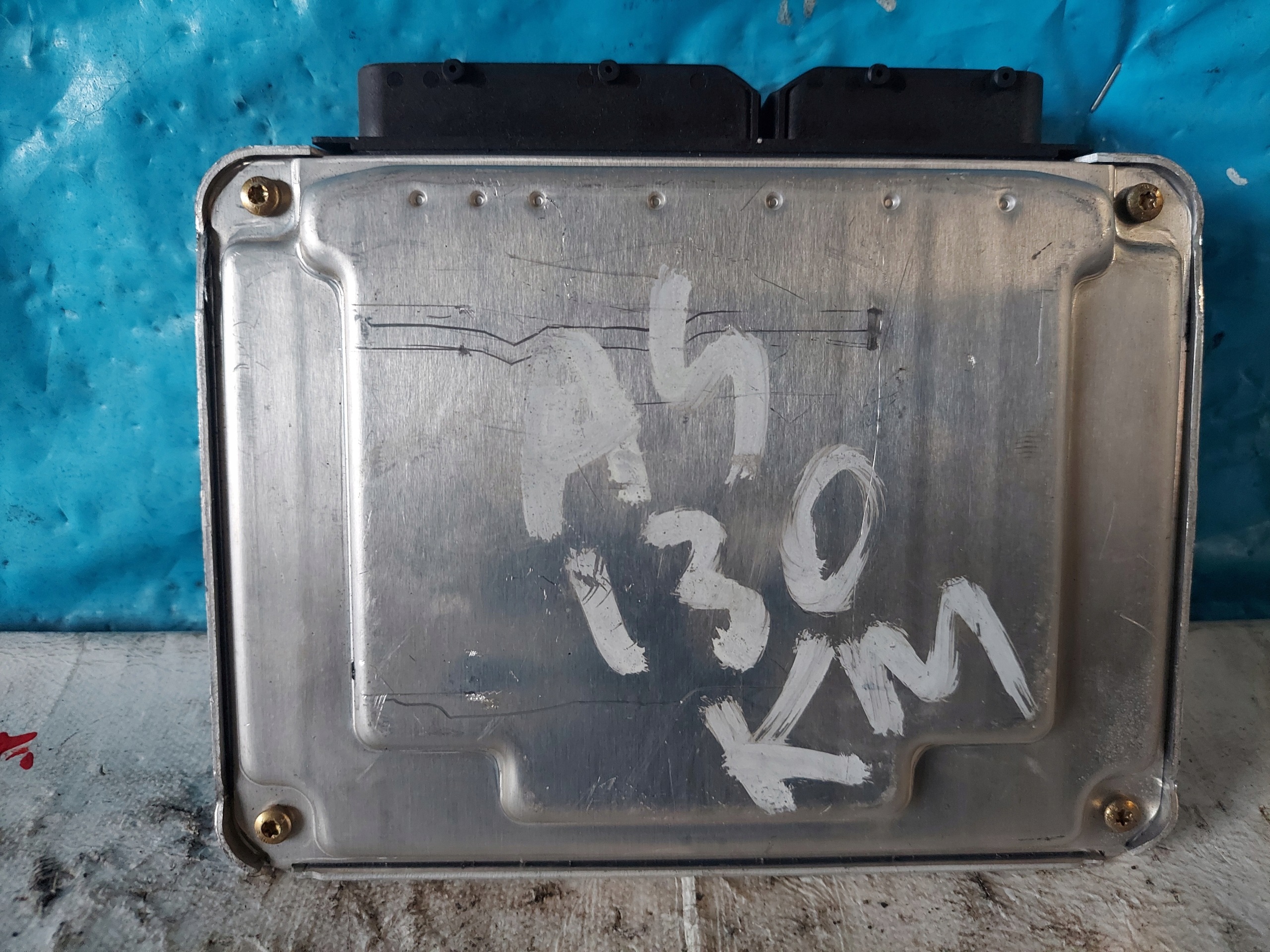 A4 B6 1.9 TDI 0 38906019FP control unit of the engine