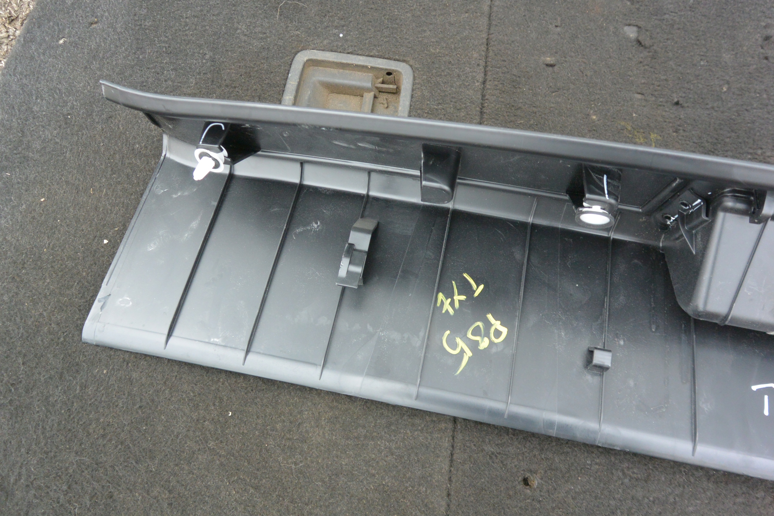 cover supports boot rear part TESLA MODEL S 12-16