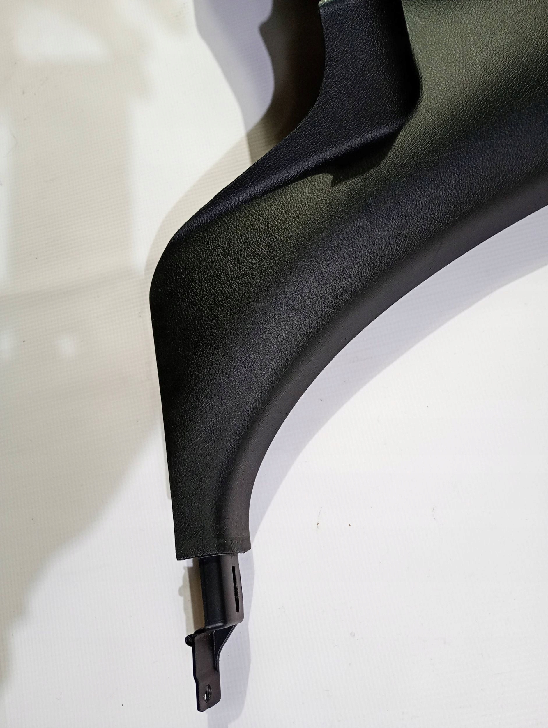 side upholstery rear part rear left left Dodge Challenger 2015