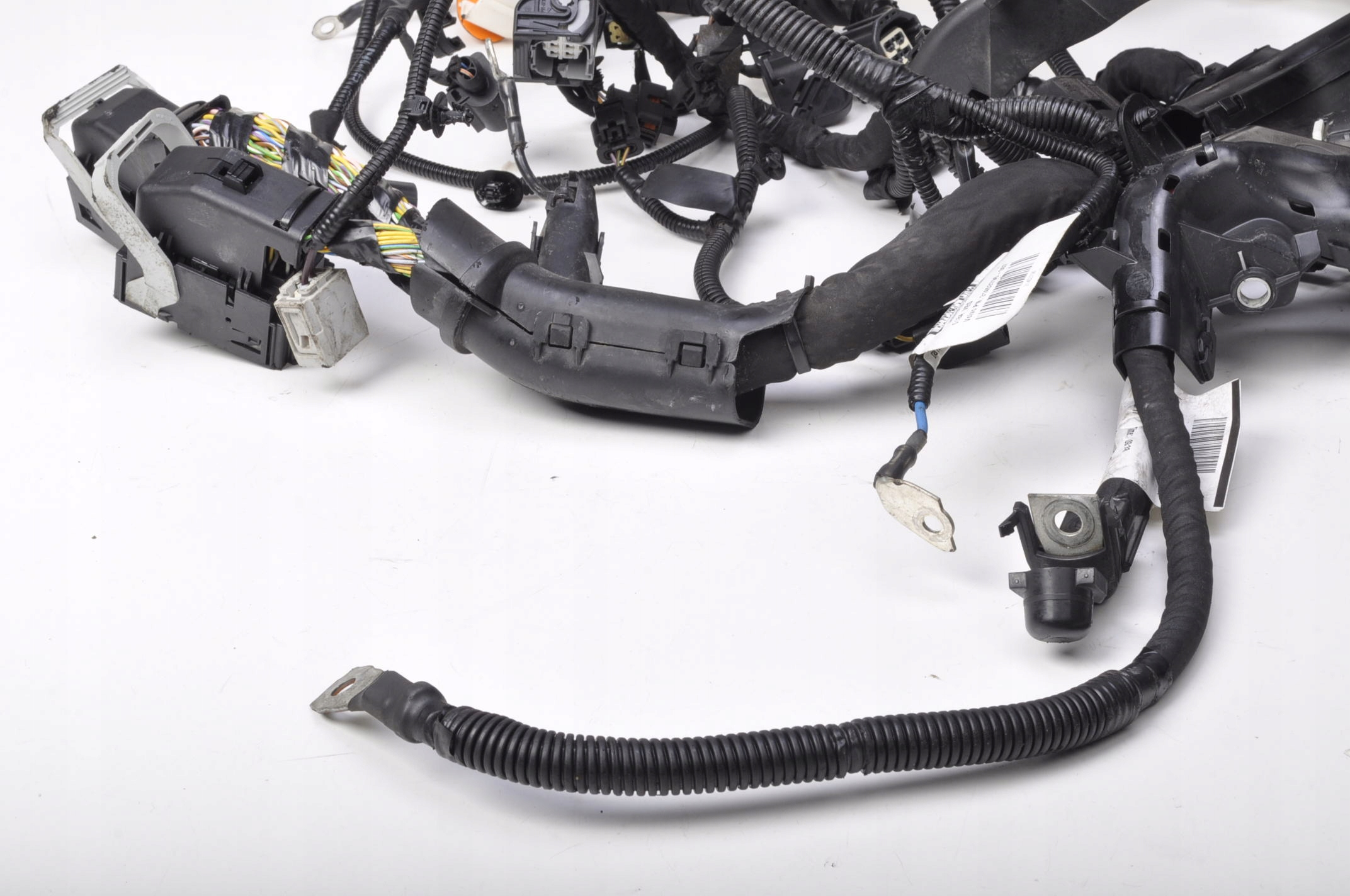 volvo V60 II D4 шланги проводка коса Двигателя 31453796