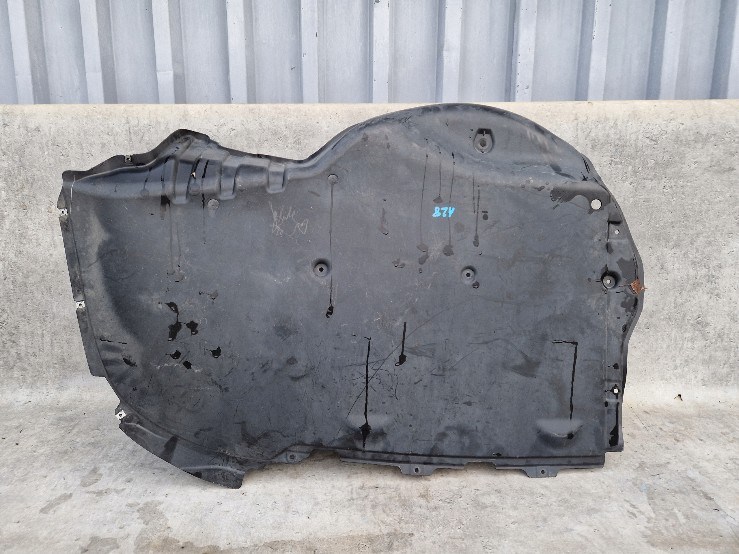 VW PASSAT B8 ARTEON PŁYTA DOLNA OSŁONA PODWOZIA 3G0825336G