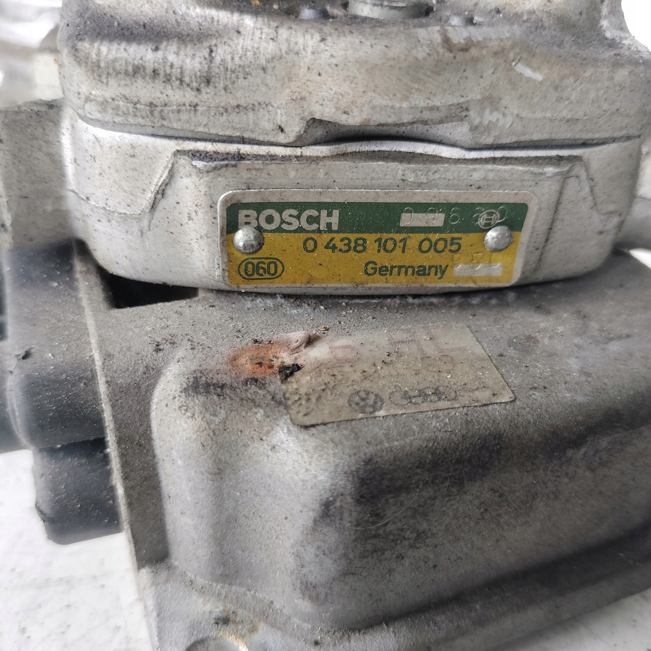 AUDI 80 B3 1.8 distributeur carburant 026133353 BOSCH