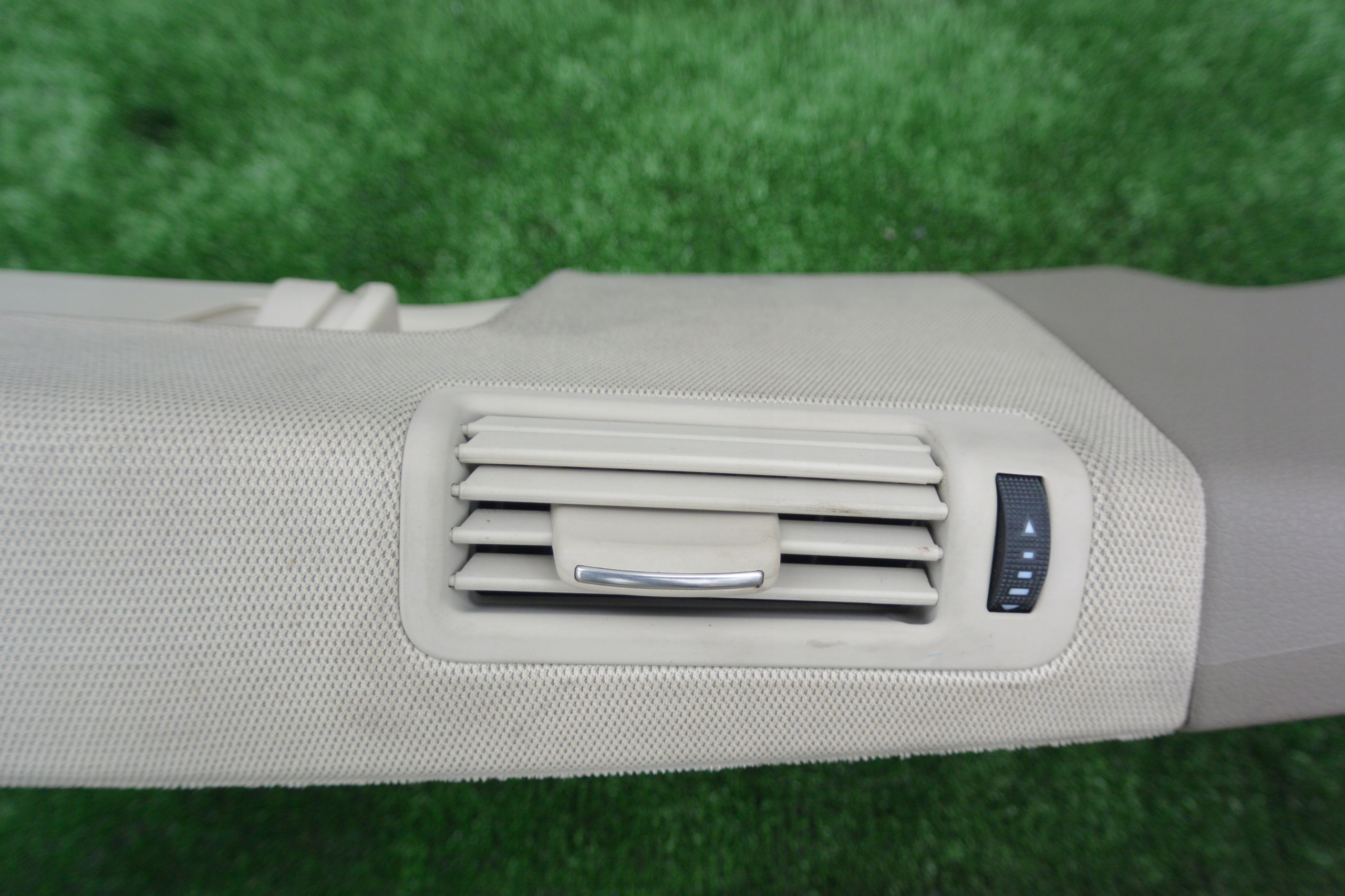 cover SLUPKA B beige right left AUDI Q7 4L LIFT