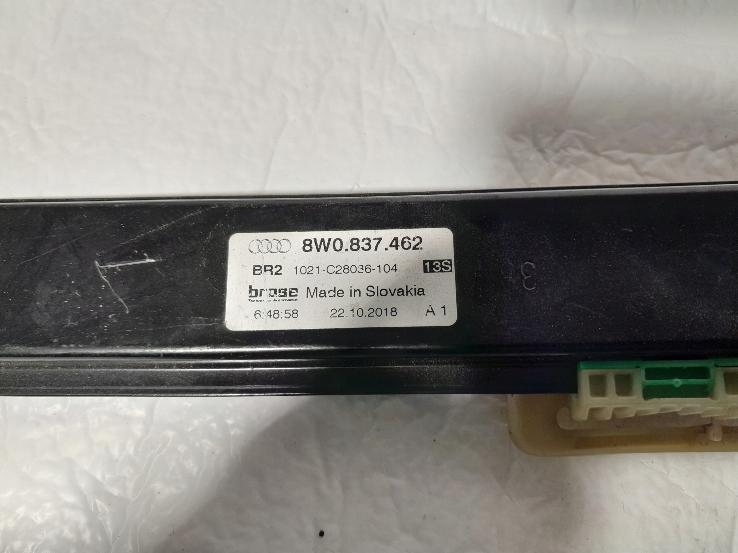 AUDI A4 B9 window regulator 8W0839462