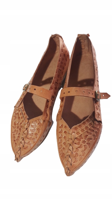 ORYGINALNE GÓRALSKIE KIERPCE PANTOFLE MOKASYNY*34* Marka inna