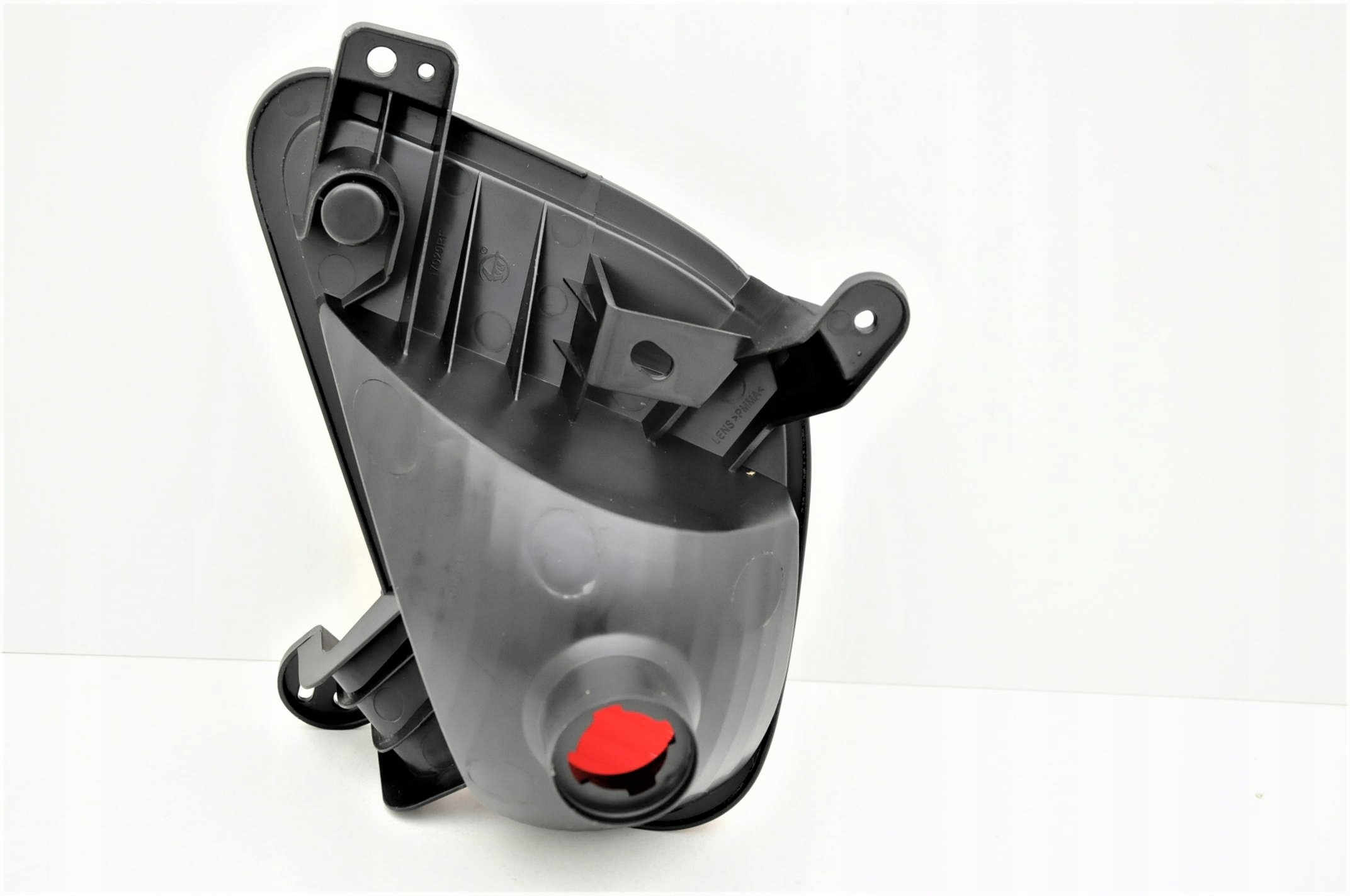 MITSUBISHI ECLIPSE CROSS 18 PRZECIWMGIELNA LEWA Car type Passenger cars