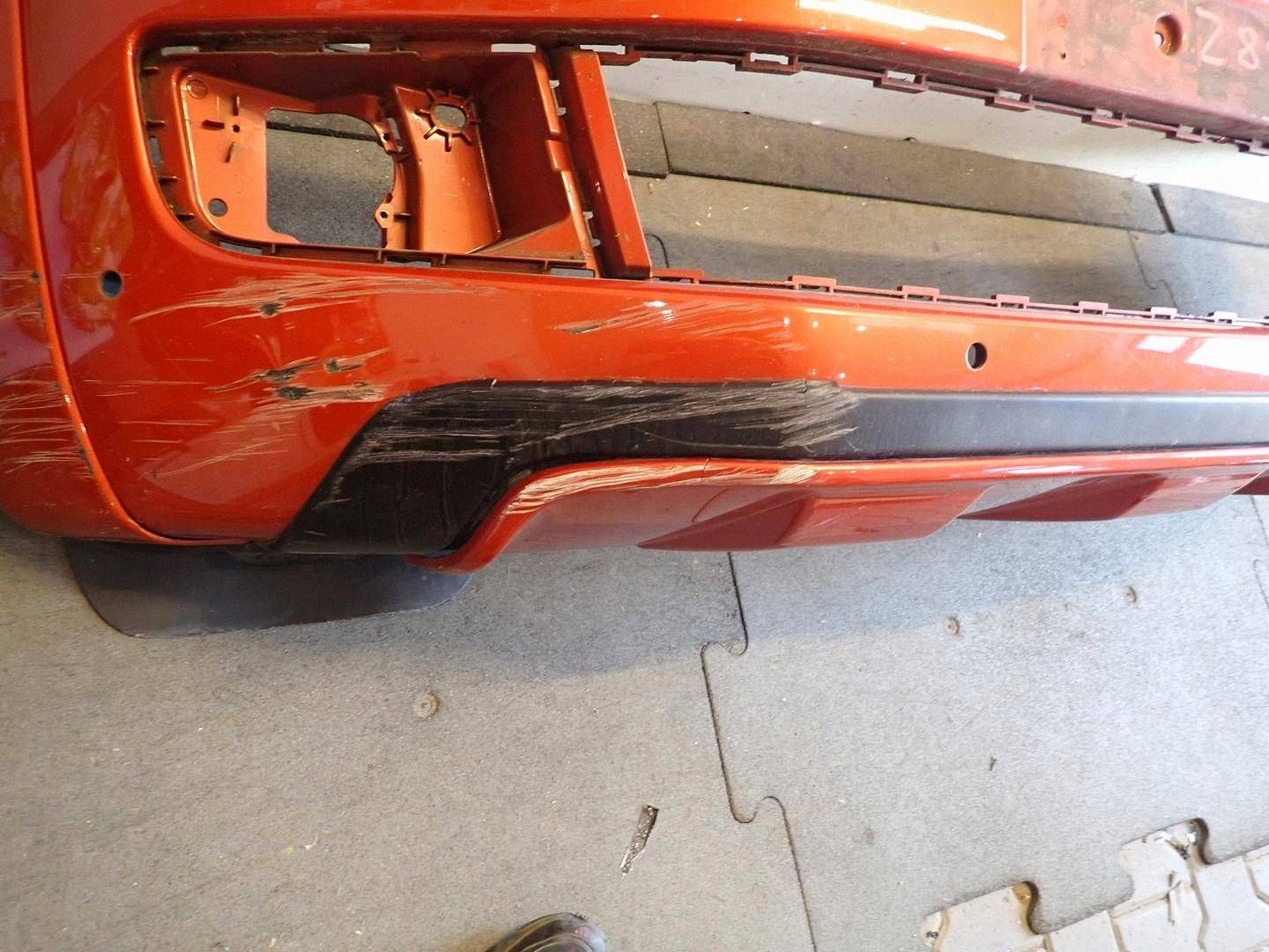 bumper front front VW AMAROK 2010- 2HH807221