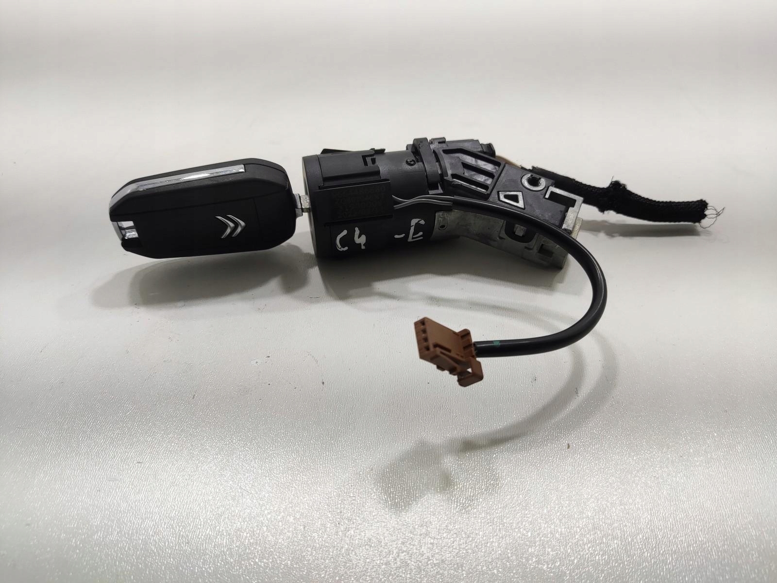 ignition key PILOT CITROEN C4 e-C4 III 2020-2025 9664486680