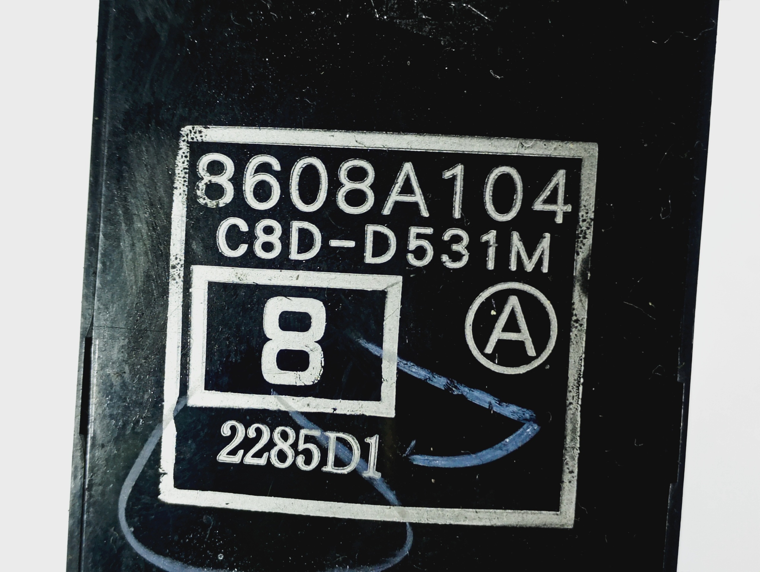 switch PANEL of the window left front OE 8608A104 MITSUBISHI Outlander 1 and 03-06