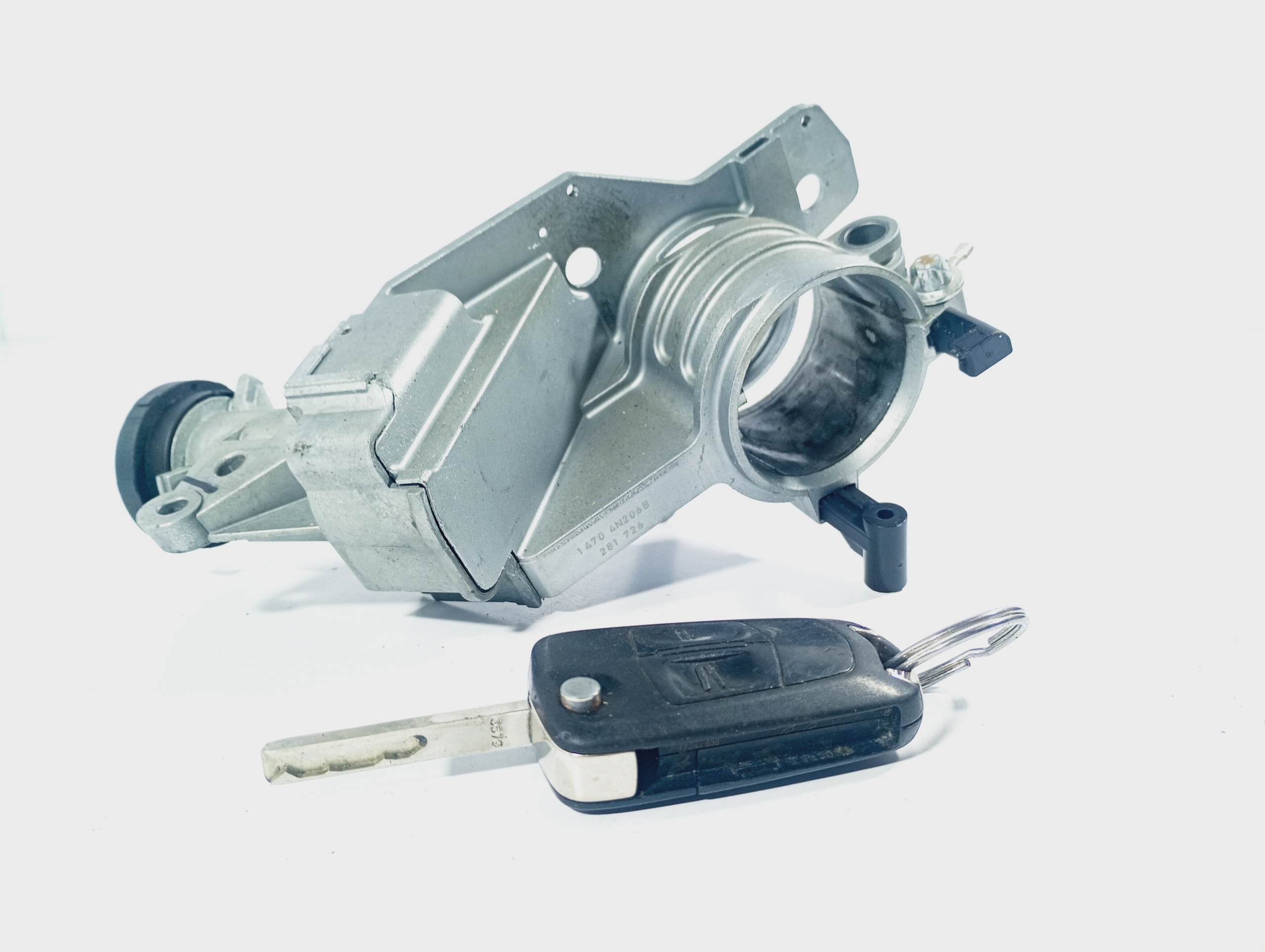 ignition z with key OE N0501882 Opel Astra H 04-10