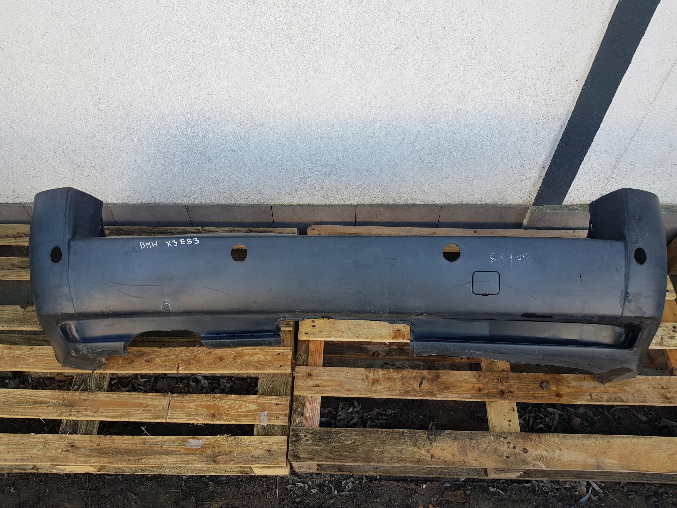 BMW X3 E83 Stoßstange heck hinten schwarzer