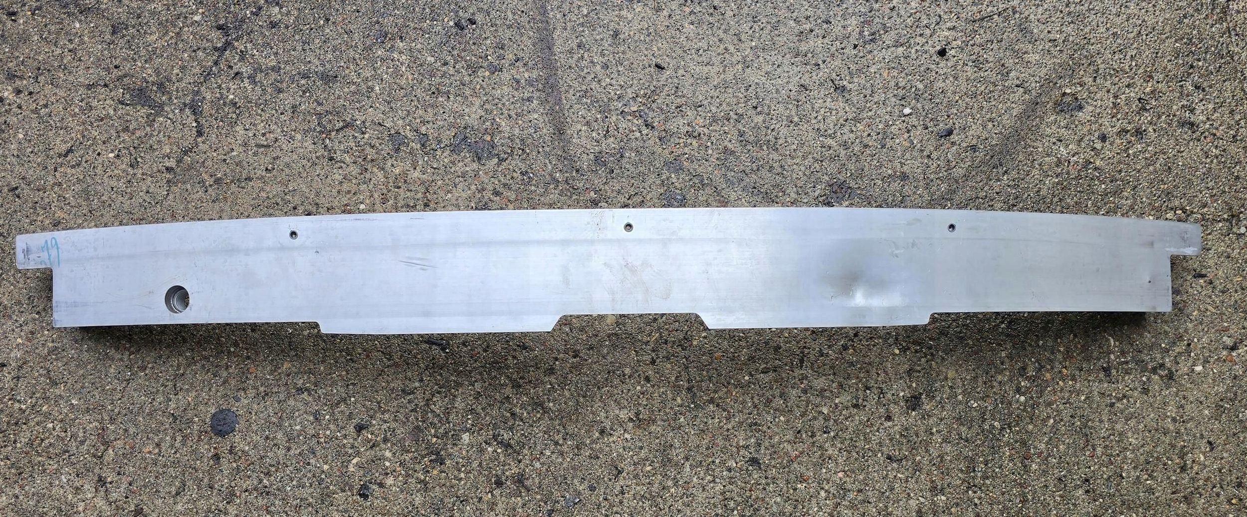 Rolls-Royce Cullinan 2020 bumper support of the front