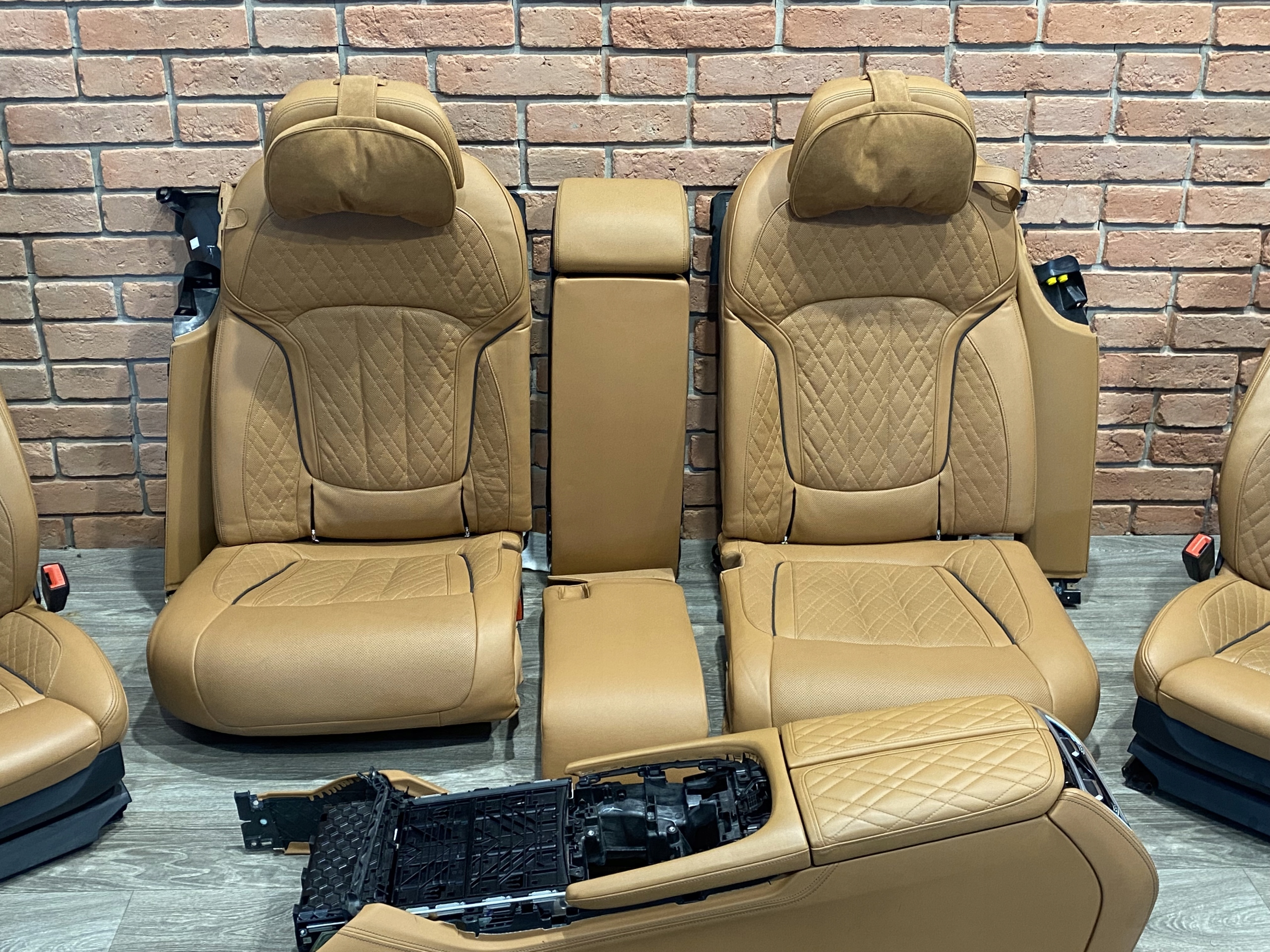 BMW 7 G12 кресла диван бочки Салон full