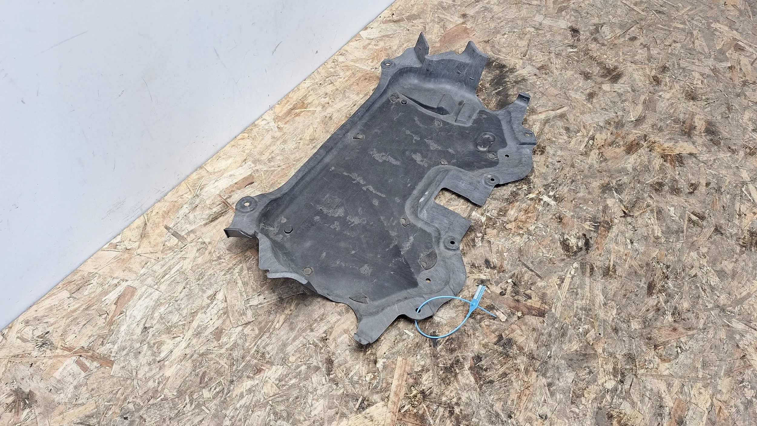 cover below engine A1725240630 Mercedes SLK W172