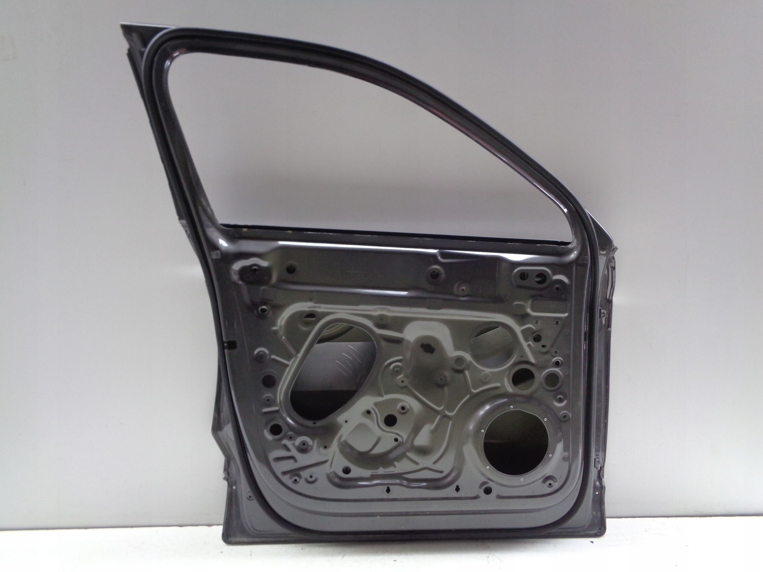 door left front VW TOUAREG III 760 18- NR 50286