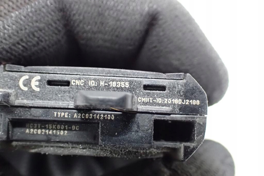 KLUCZYK KLUCZ PILOT SMART KEY ORYGINAŁ FORD RANGER III IV 19R Typ samochodu 4x4/SUV Samochody osobowe