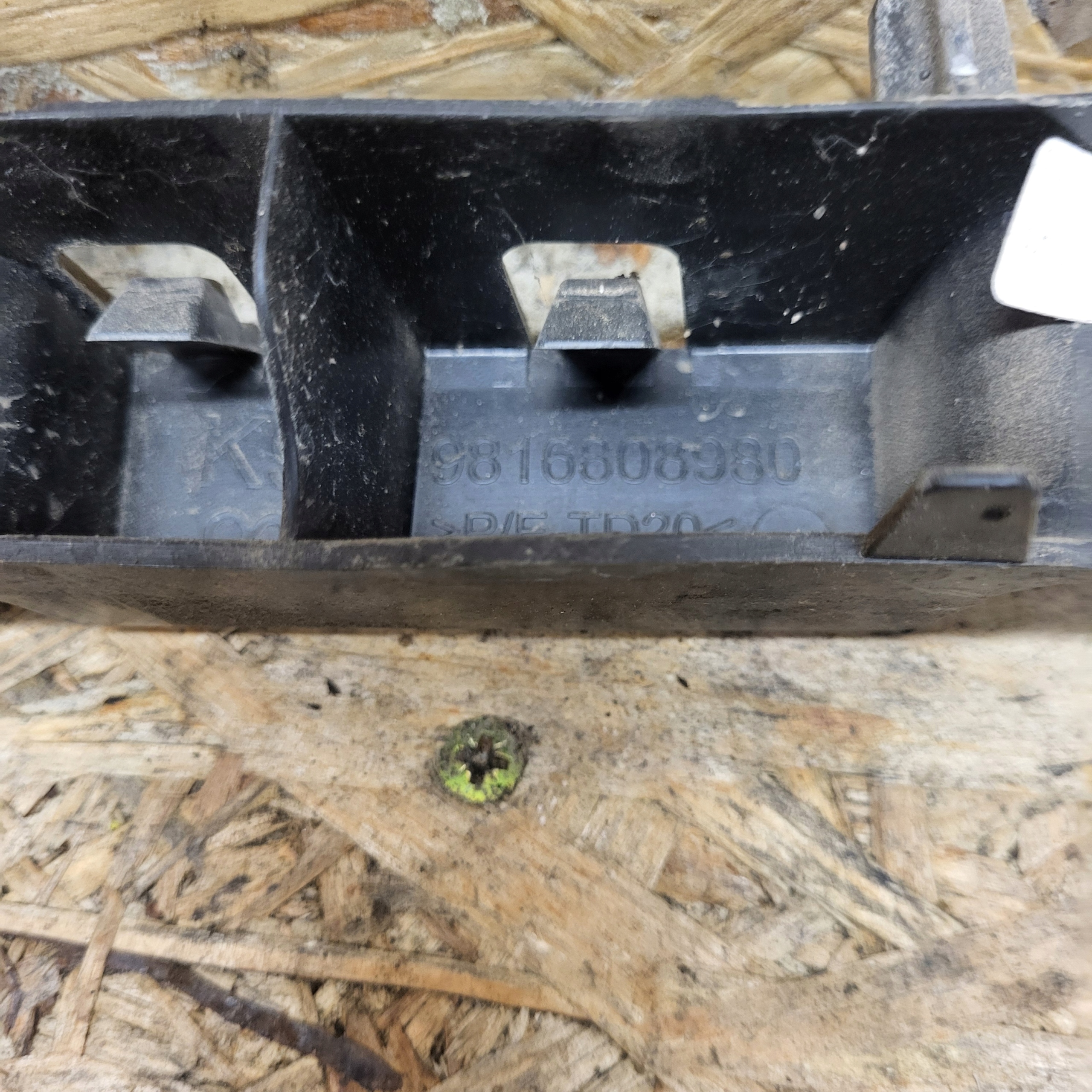 OPEL COMBO E CITROEN BERLINGO TOYOTA PROACE CITY bumper bracket left rear part