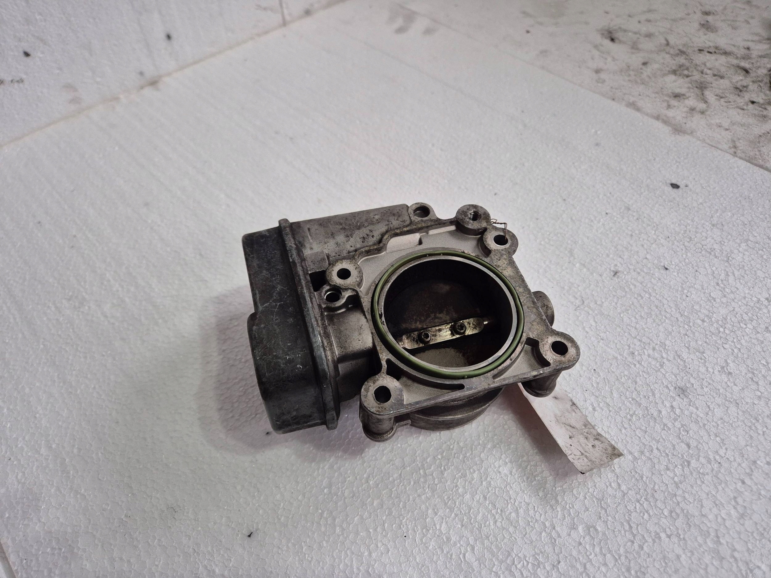 Valvola a farfalla 24459501 Opel Signum Vectra C 2.2 B
