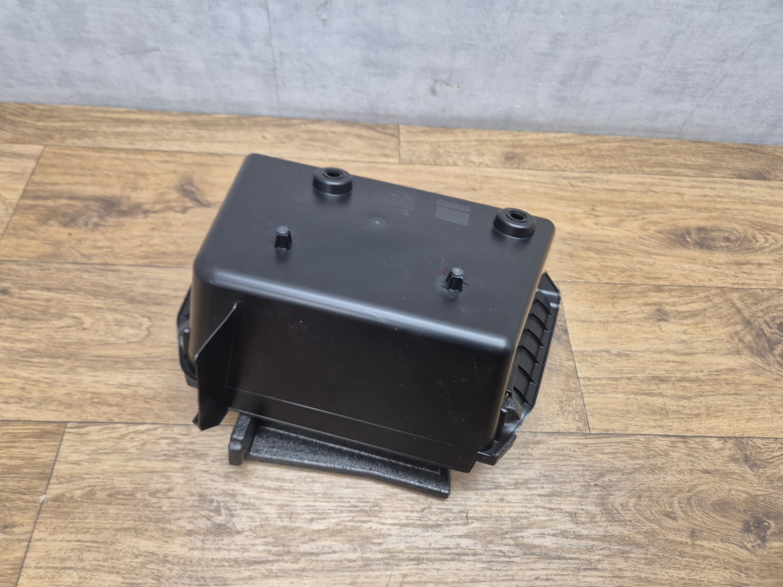 BMW G20 G80 G22 G82 right passenger compartment plato boot sump 7451292