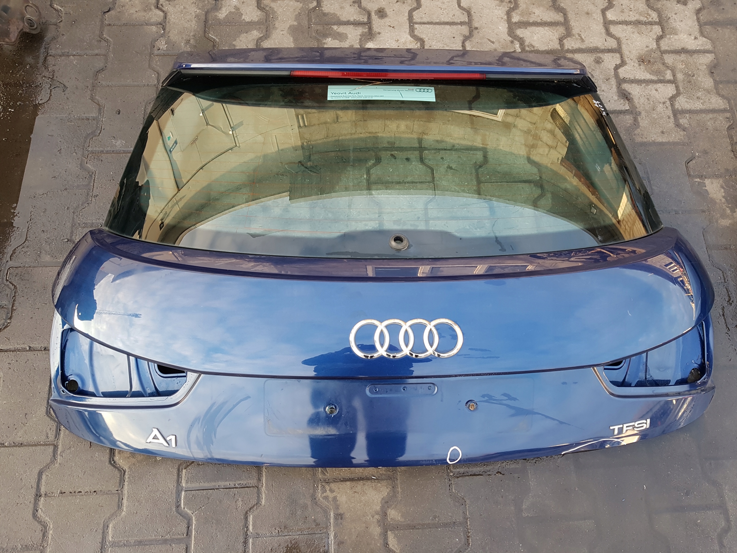 AUDI A1x 10-14r КРИШКА БАГАЖНИКА ЗАД. Lx5q