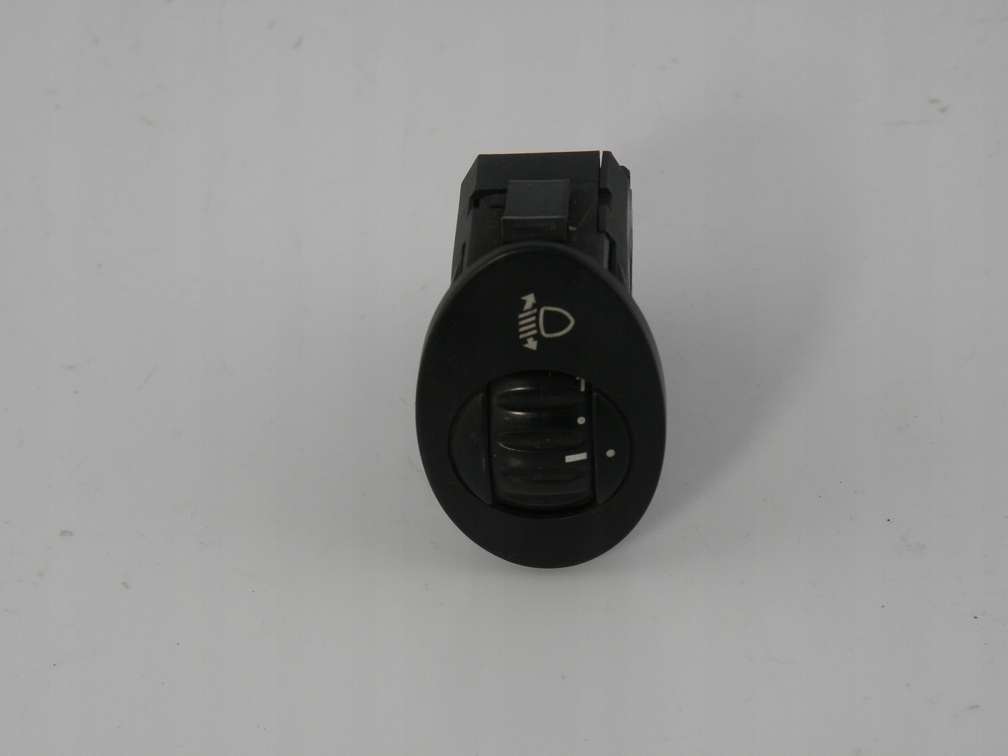 switch control of the lights FORD ESCORT 307851419 FORD