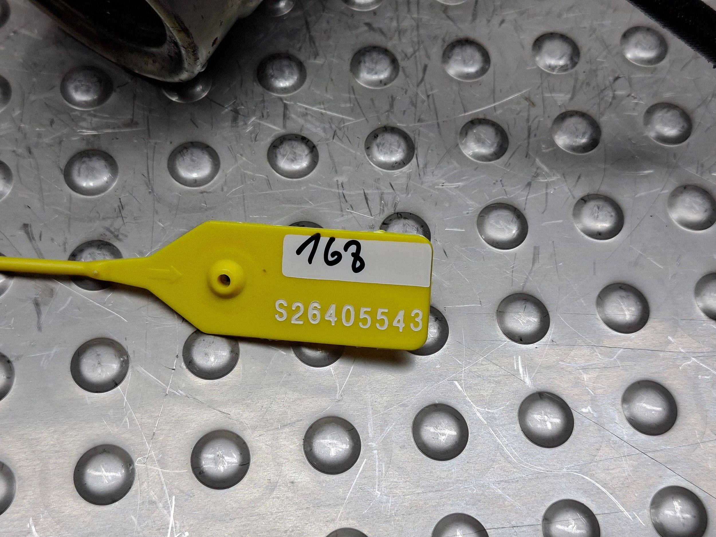 držač filtera goriva TOYOTA COROLLA E12 02- 2.0 D4D 23390-64450