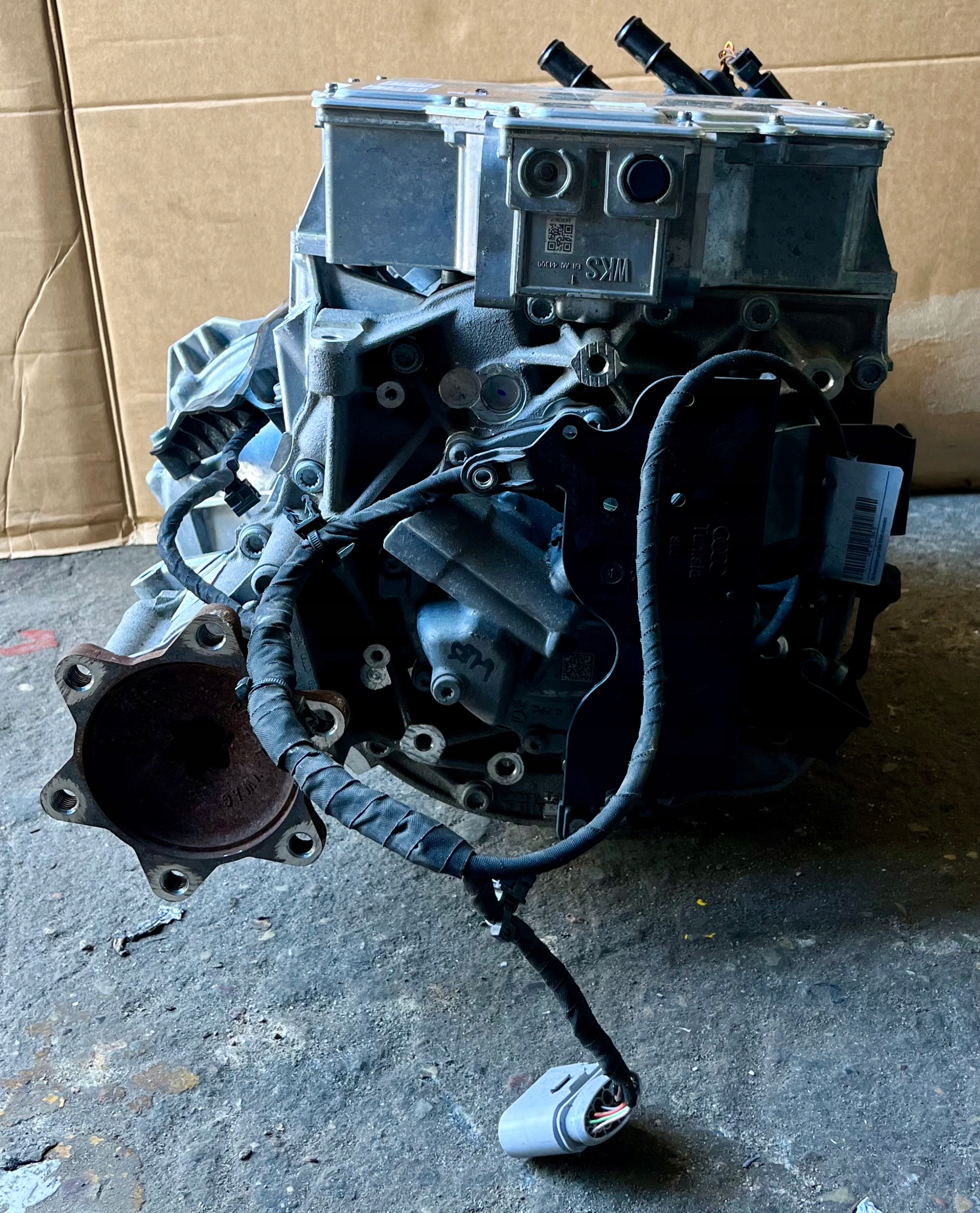IDEALNY engine electrical front AUDI ETRON 50 55 22r 1