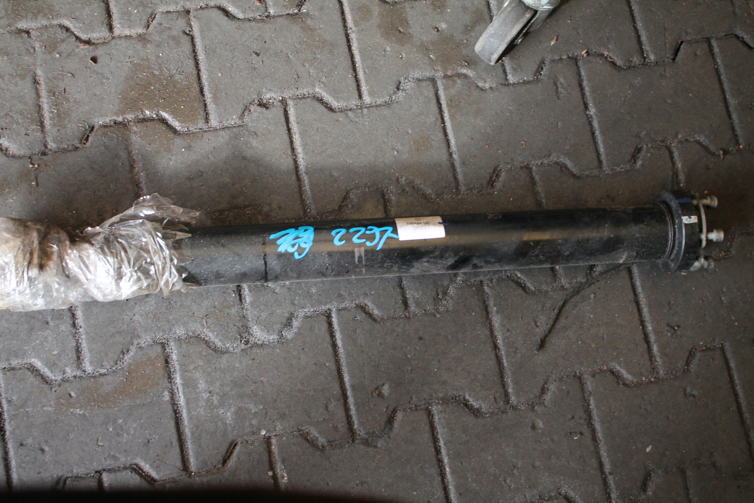 2297. cardan VW T5 T6 7H0521101