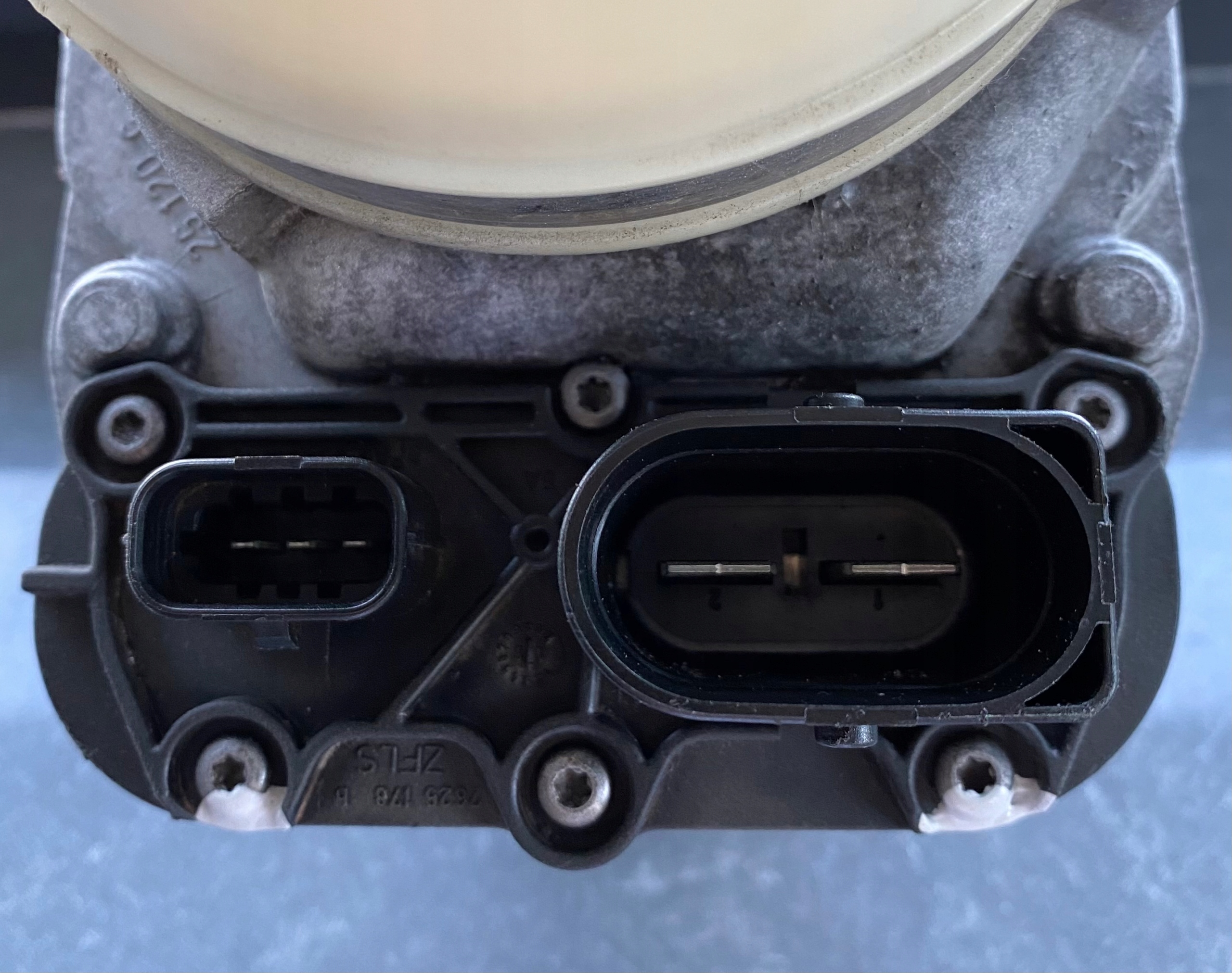 59 48 - НАСОС РУЛЕВОГО УПРАВЛЕНИЯ OPEL ASTRA 3 ZAFIRA 2 ZF 1.9 CDTI