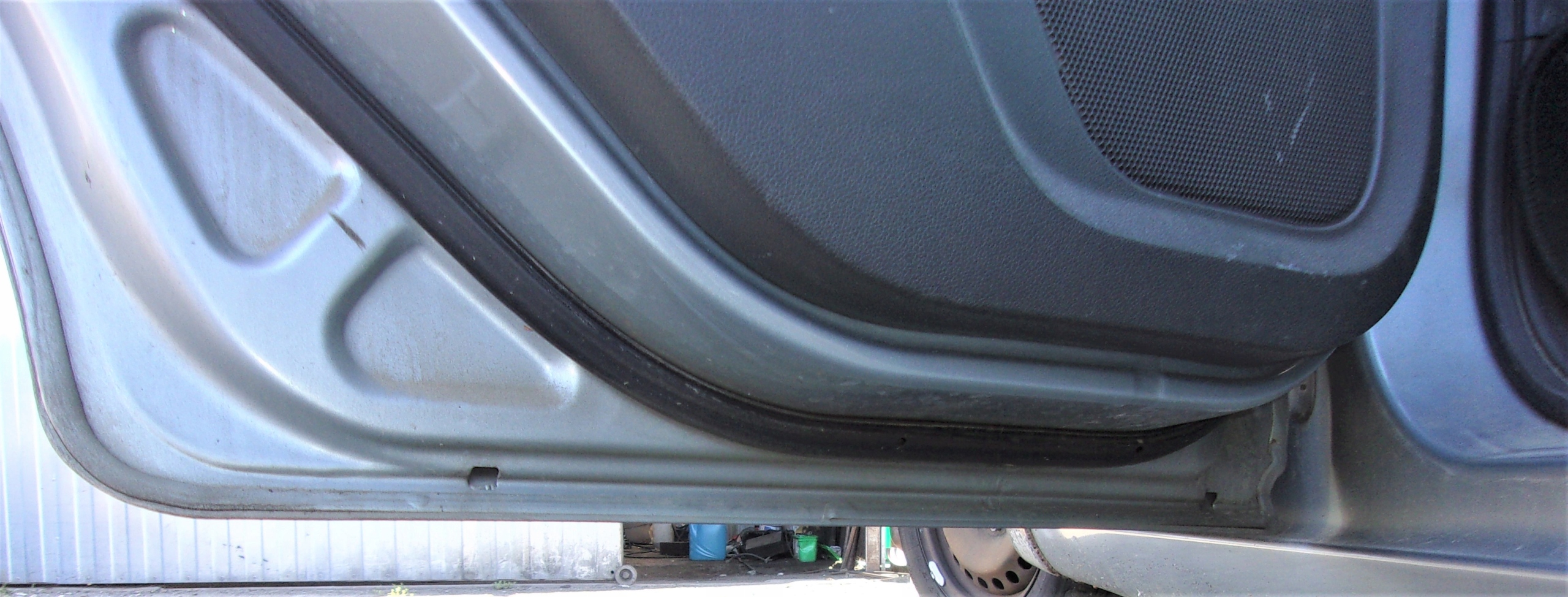 C-MAX 03-07R DRZWI TYŁ LEWE PRAWE D1 BEZ RDZY Typ samochodu Samochody osobowe