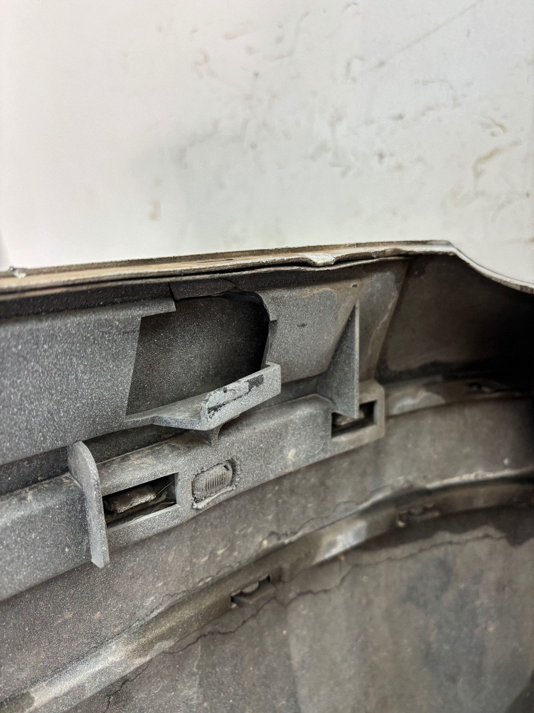 nárazník předek přední VW GOLF IV 4