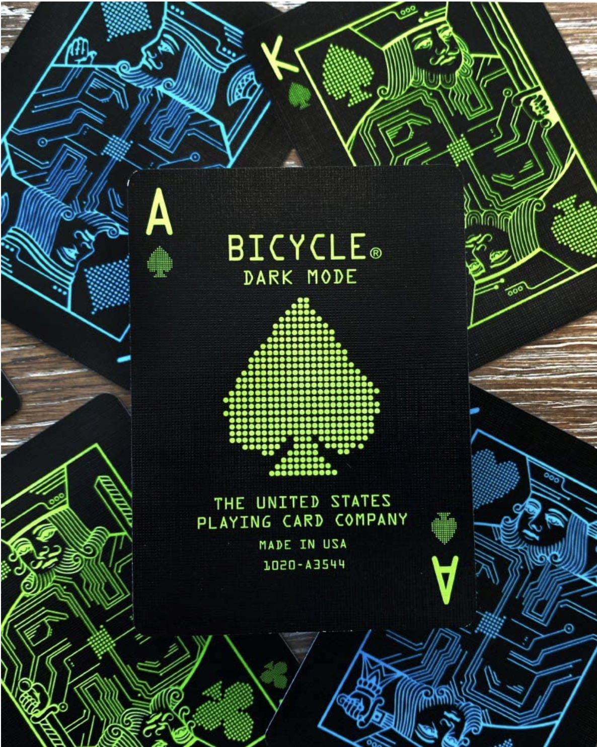 Karty Kolekcjonerskie Bicycle Dark Mode Stan opakowania oryginalne