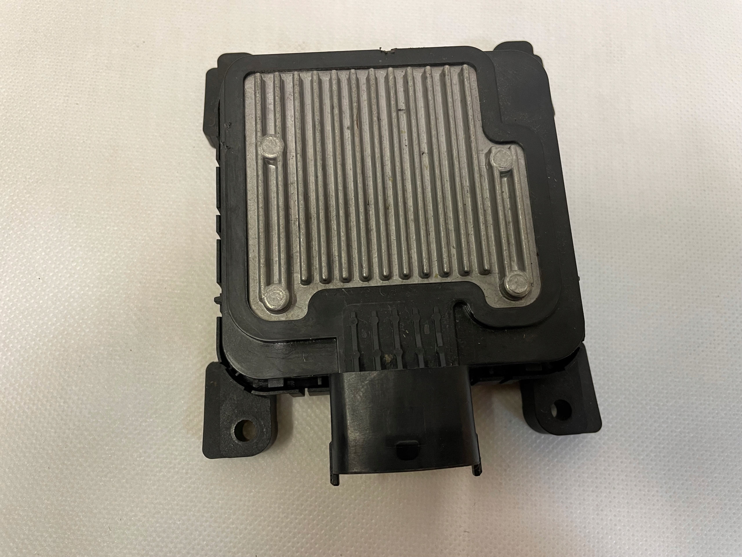 30769225 - МОДУЛЬ ТОПЛИВНОГО НАСОСА KUGA MK1 2,5 T 4N5T-9C105-AG