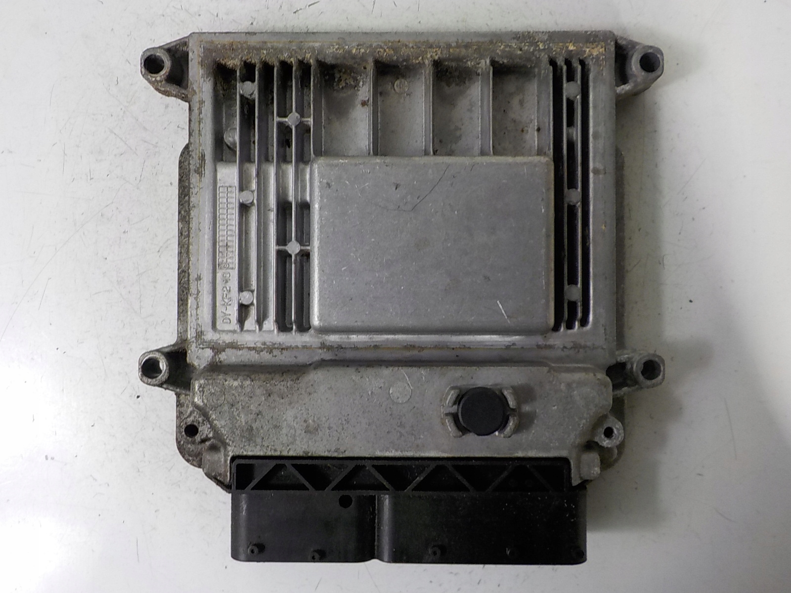 KIA CEED and computer control unit 0261S04356 39110-2B660