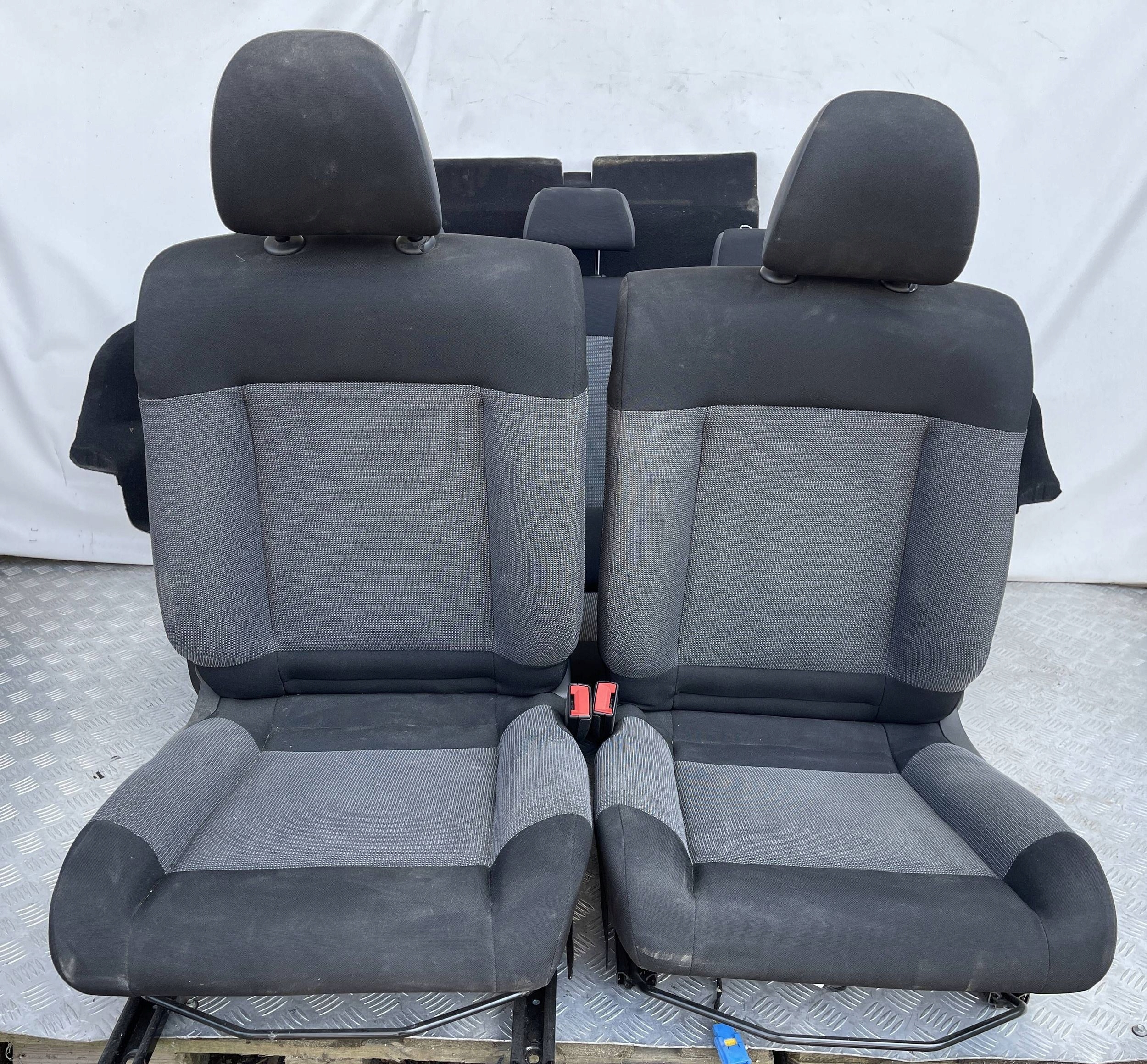 Siège KOMPLET Citroen C4 Cactus 14- EU