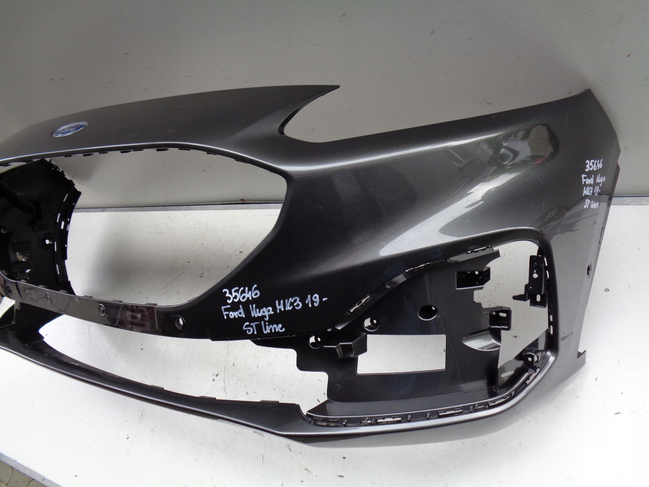 Frontstoßstange FORD KUGA MK3 19- ST-LINE NR 35646