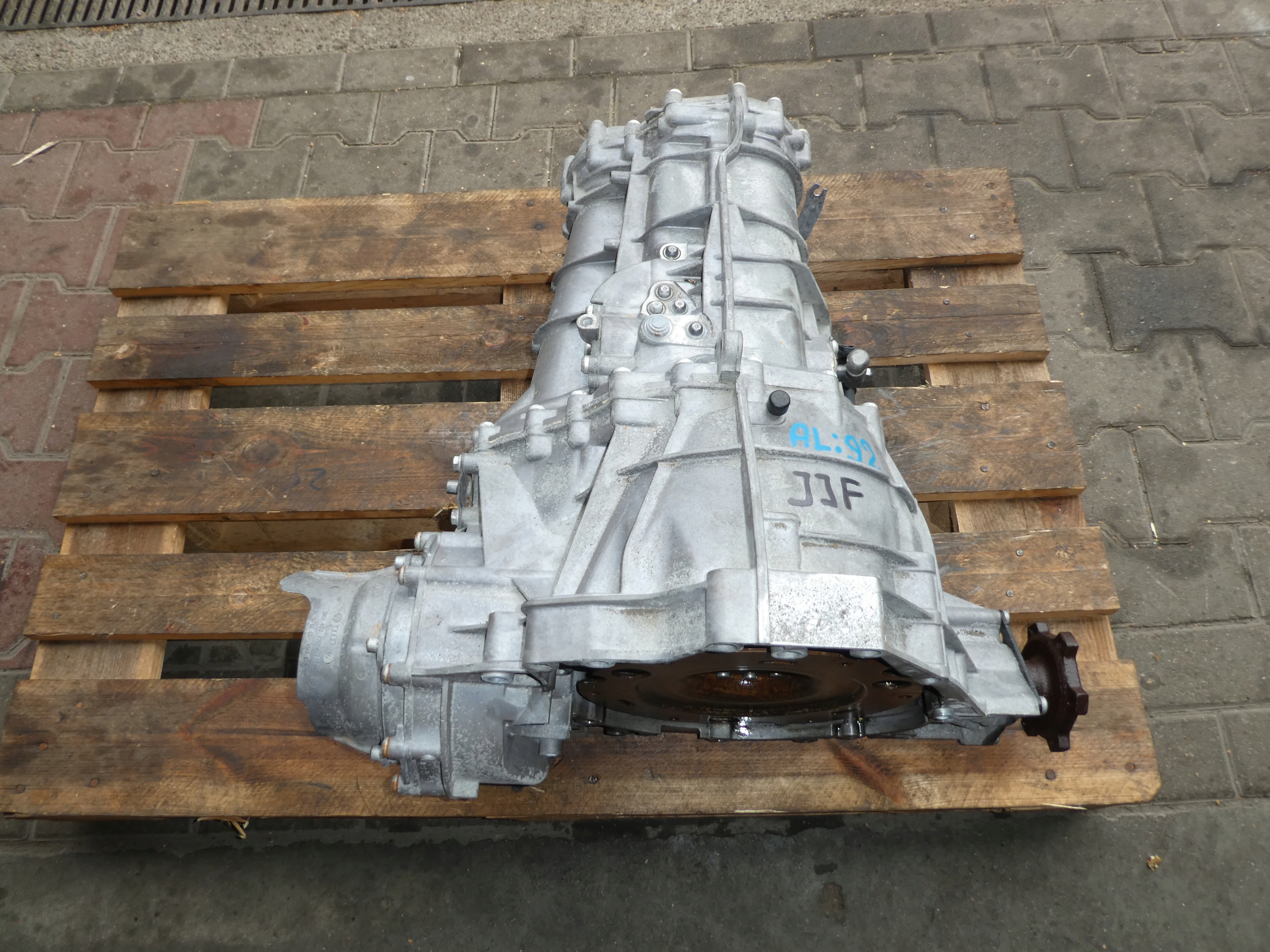 Váltó JJF AUDI A4 B8