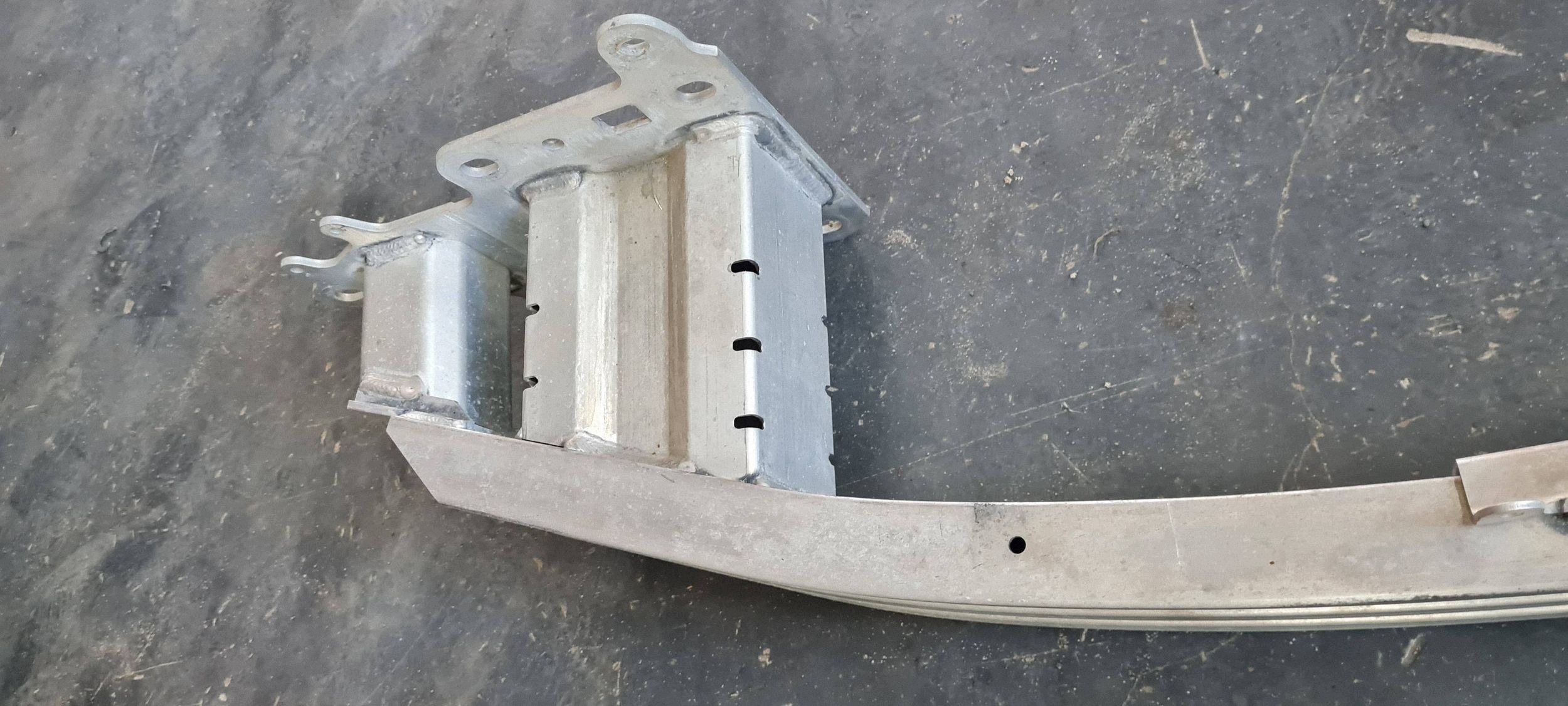 Chrysler Pacifica 2022 bumper support front front POPRZECZKA 68227661AB