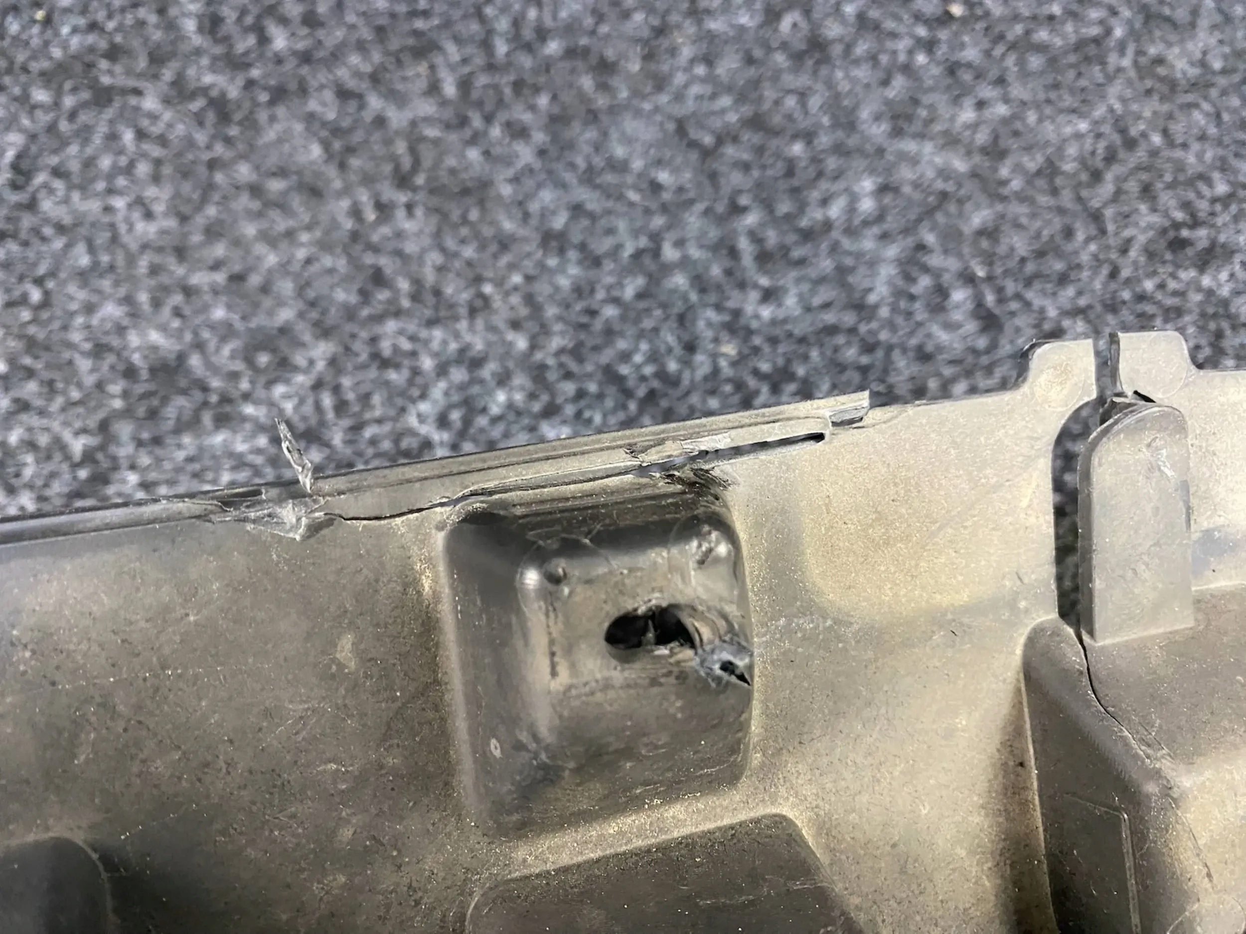 SKODA OCTAVIA III RS OSŁONA PŁYTA POD ZDERZAK 5E0807611F Strona zabudowy przód