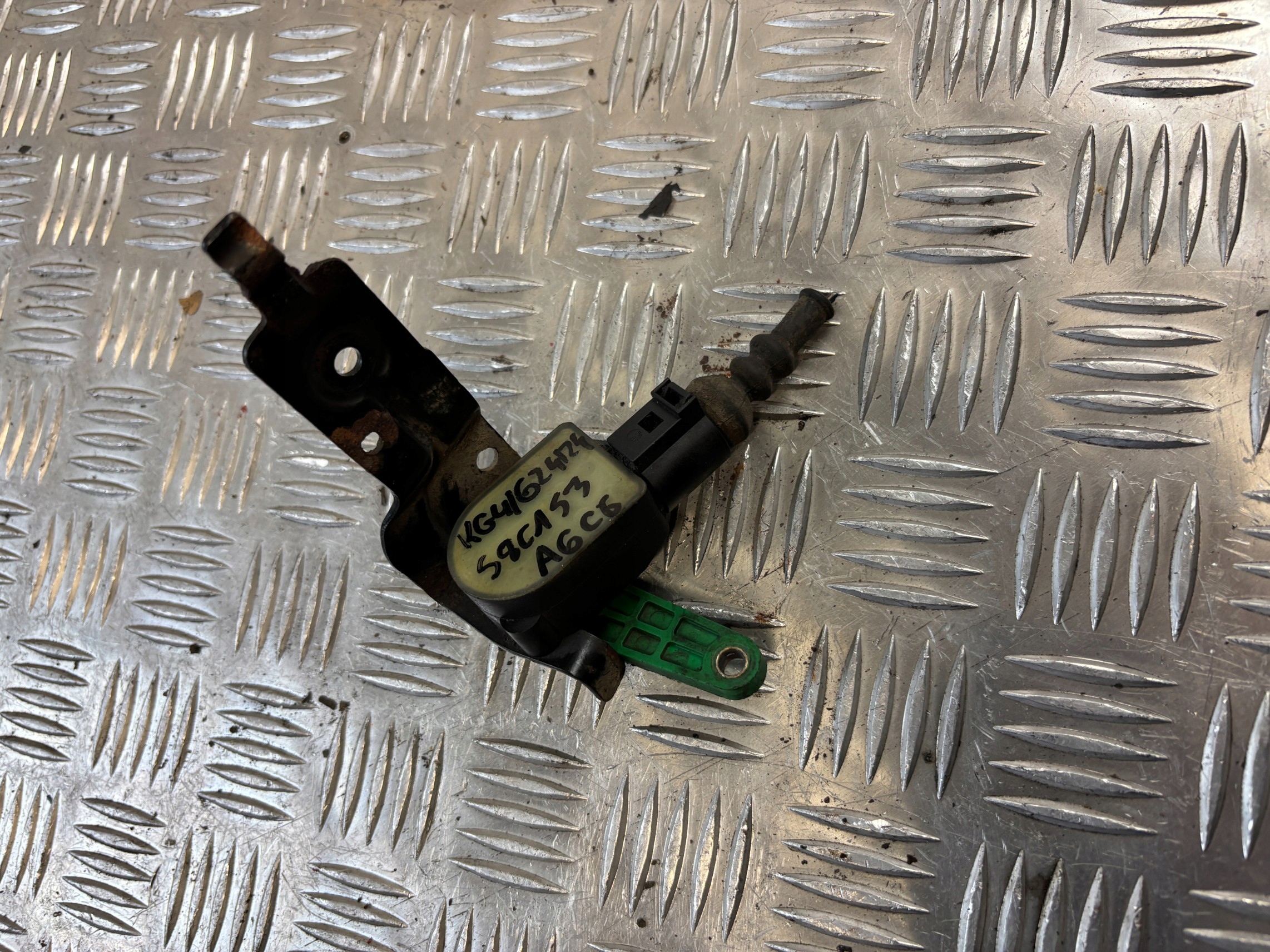 Sensor poziomowania Leuchten Audi A6 C6 przedlift 4F0907503