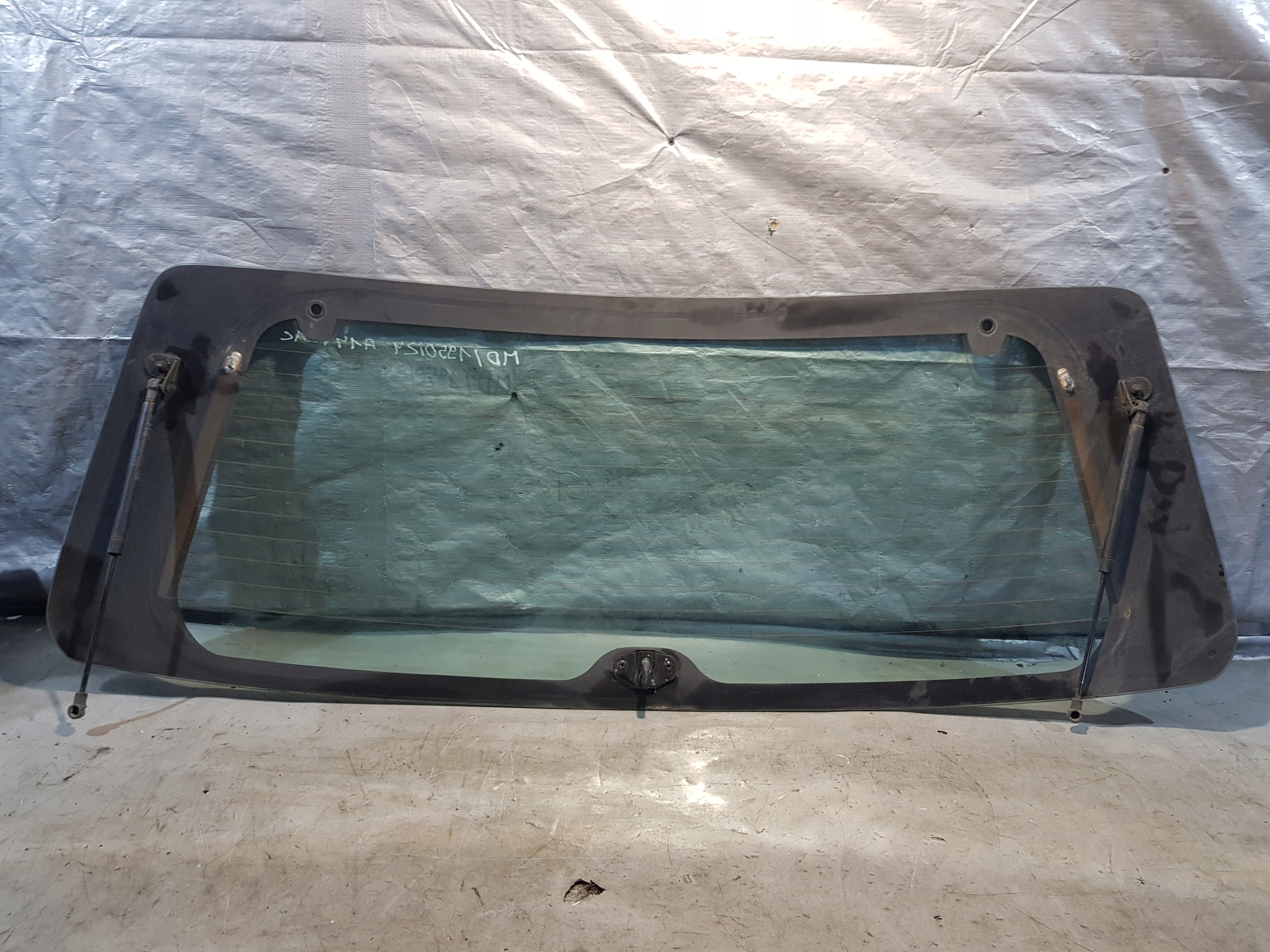 window bodywork rear part KIA SORENTO EX