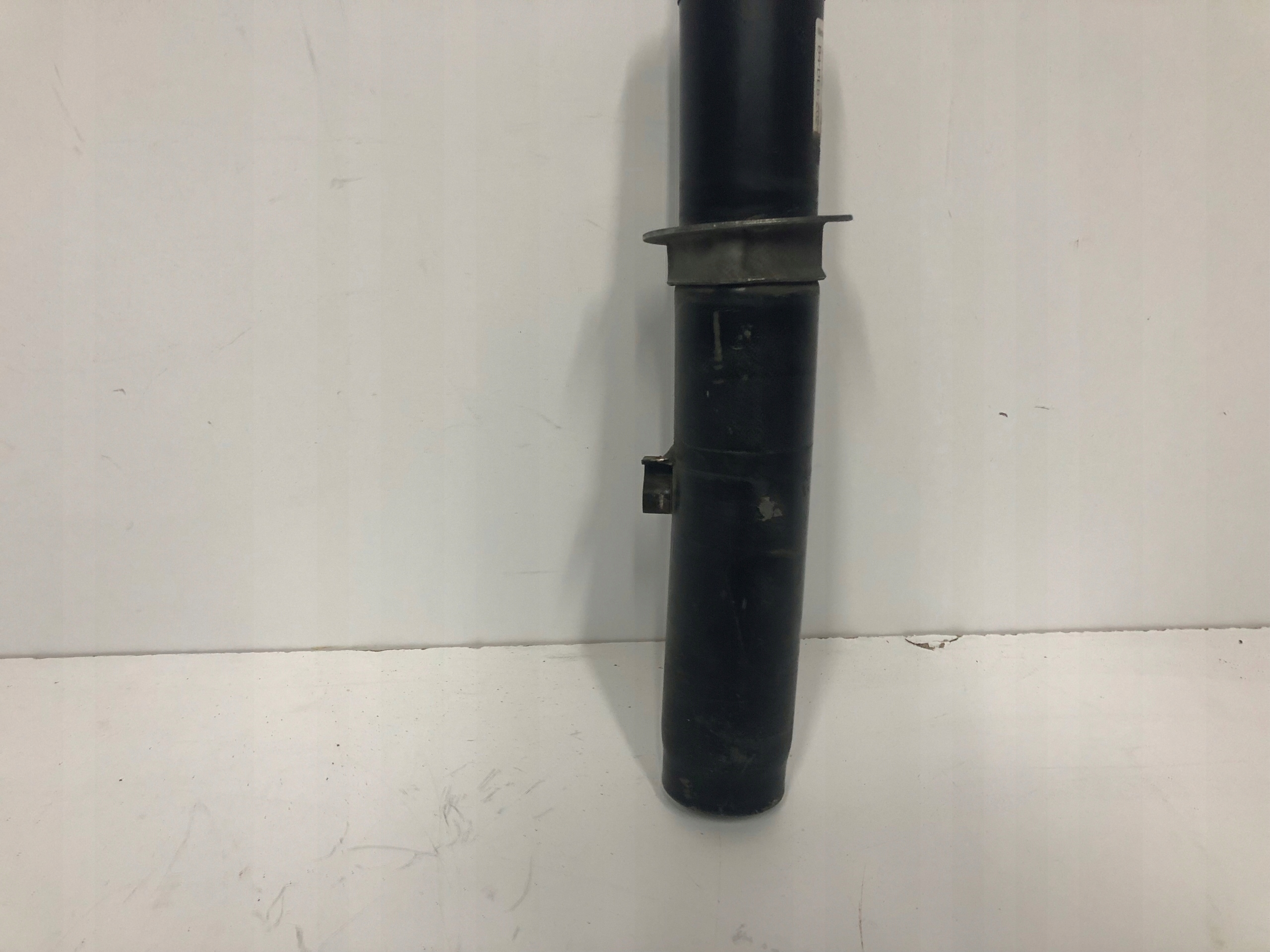 shock absorber PORSCHE 911 991 99134303818 damaged