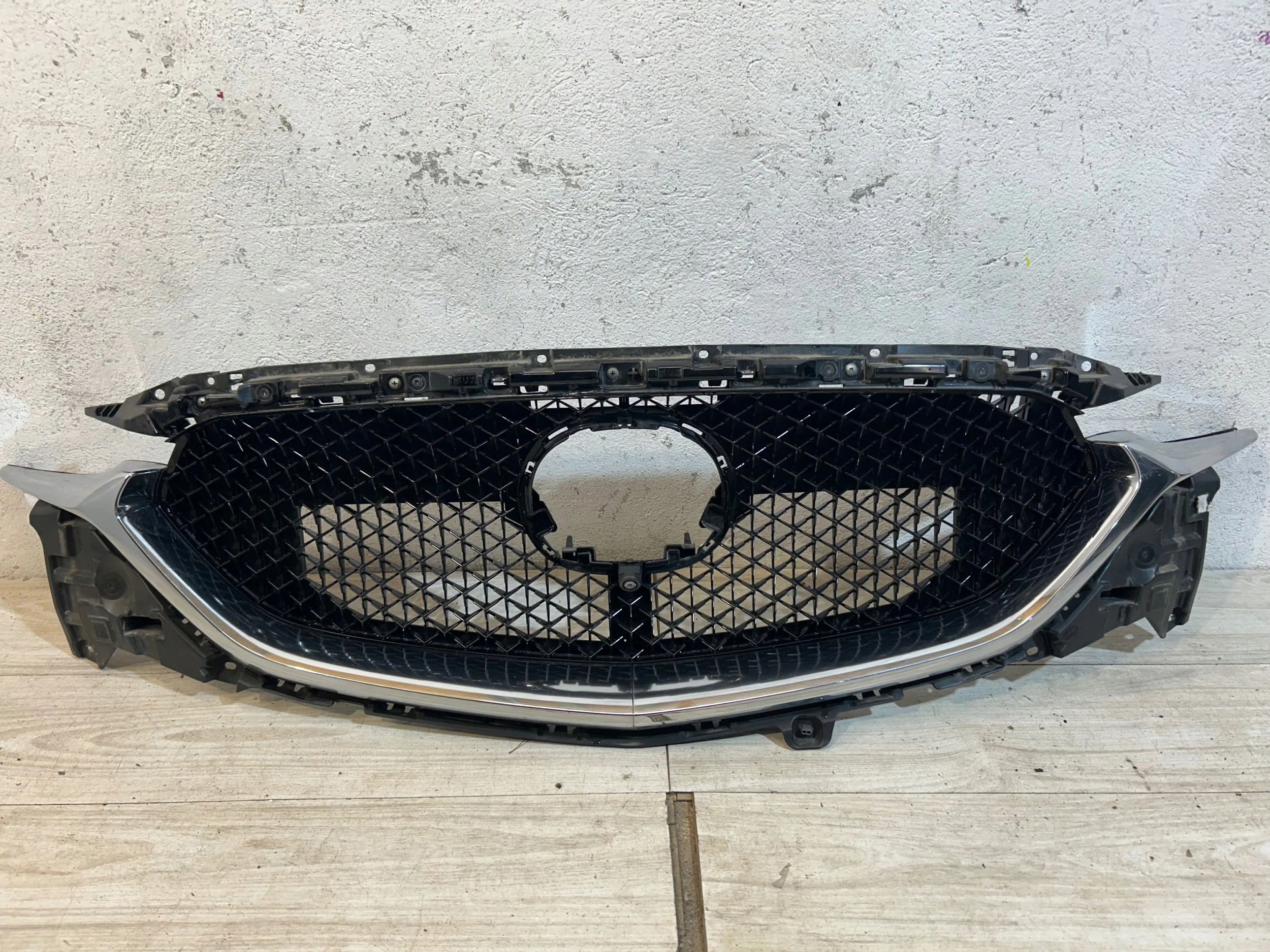 Mazda CX-5 KF Kühlergrill FRONTGRILL Kühlergitter - Thumbnail 1