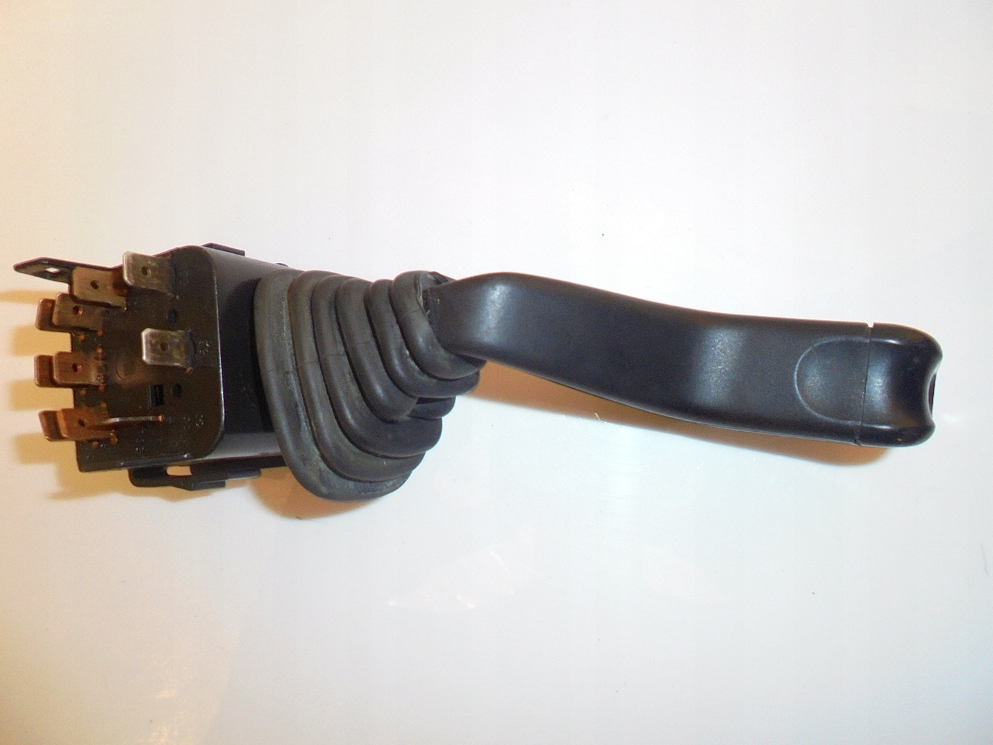 Bouton Indicateurs de direction OPEL 90221174