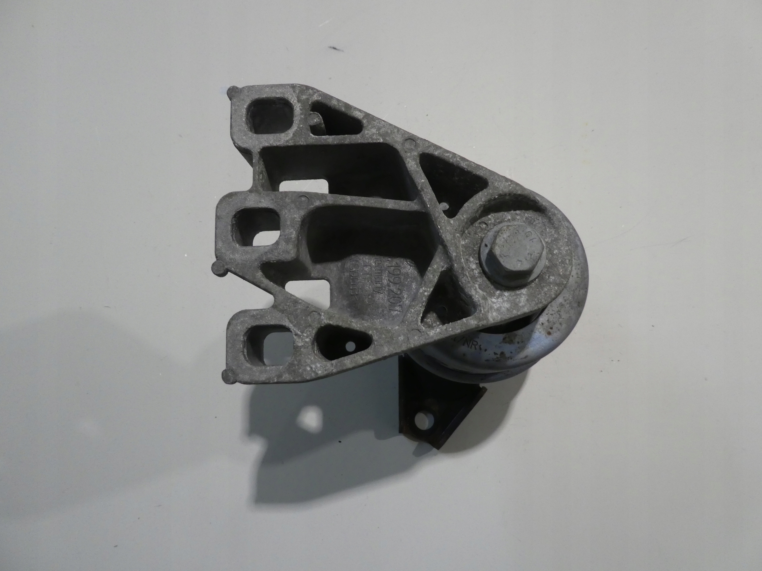 T5 LIFT 2.0TDI engine mount 7H0199256H 7E0199207