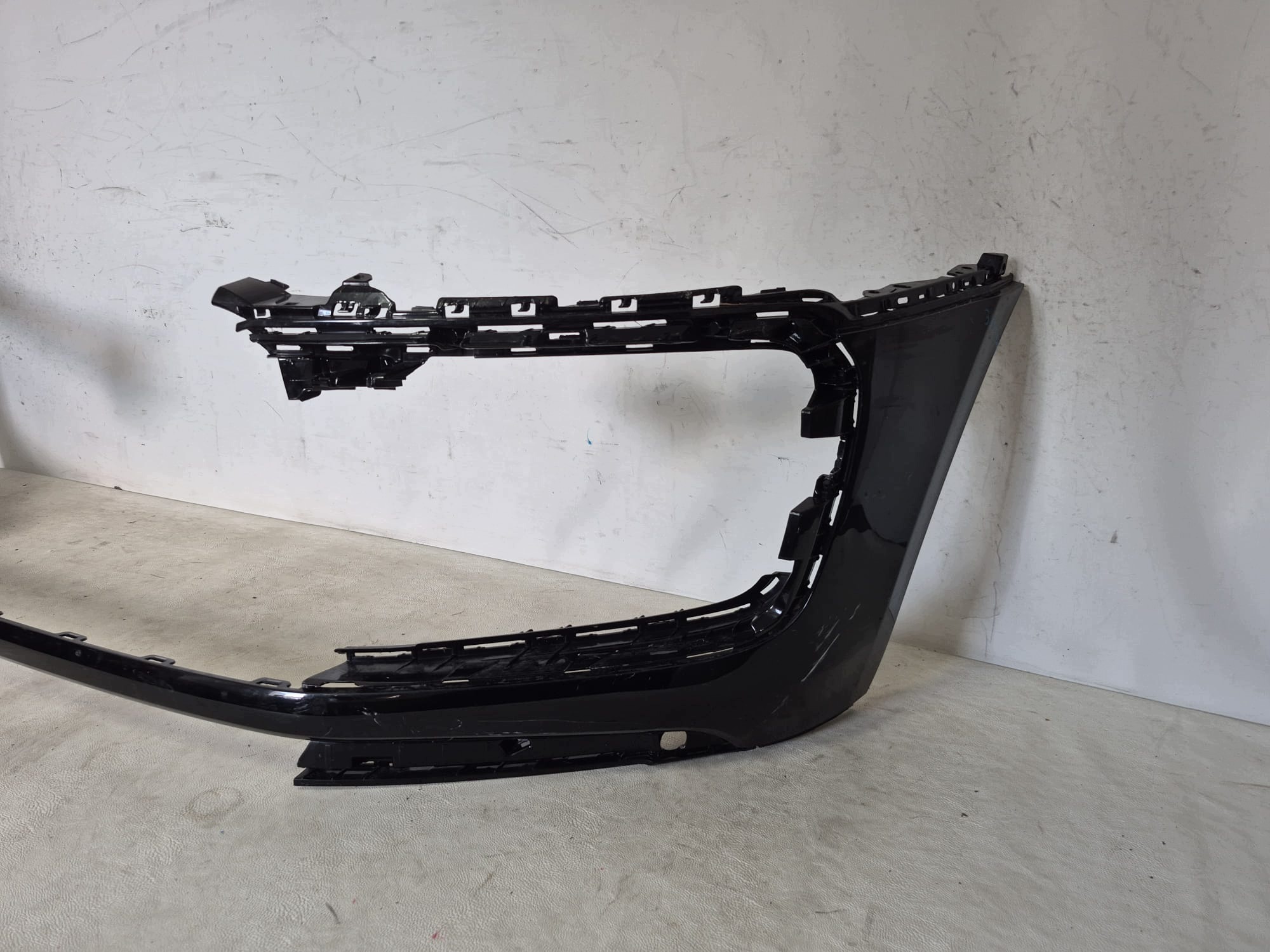 PORSCHE MACAN 95B GTS LIFT 21- bumper front front 95B807221AK