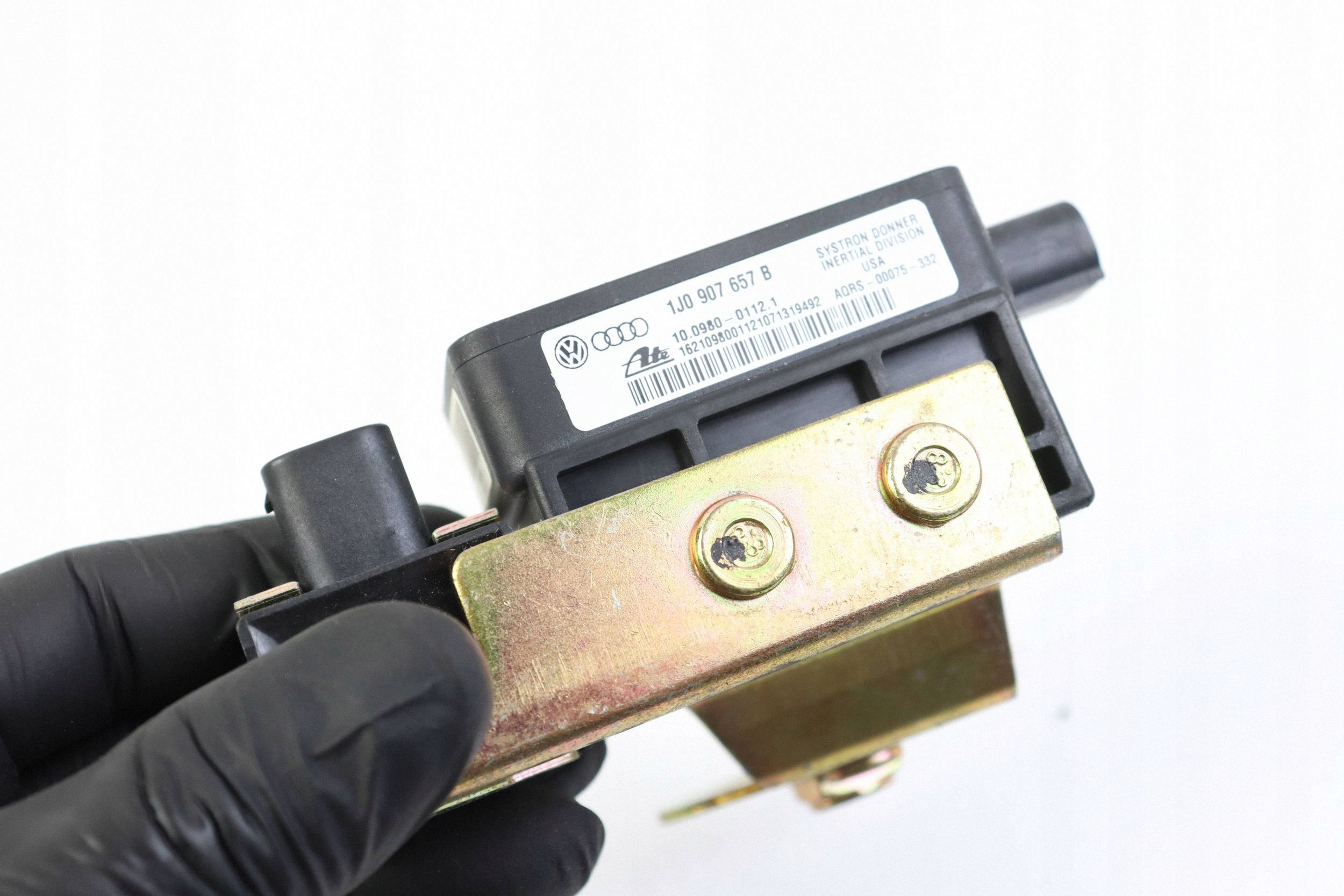 VW GOLF IV BORA module capteur ESP 1J0907657B 1J0907651A